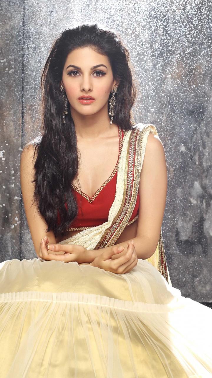 Wallpaper Amyra Dastur, Bollywood actress, HD, 5K