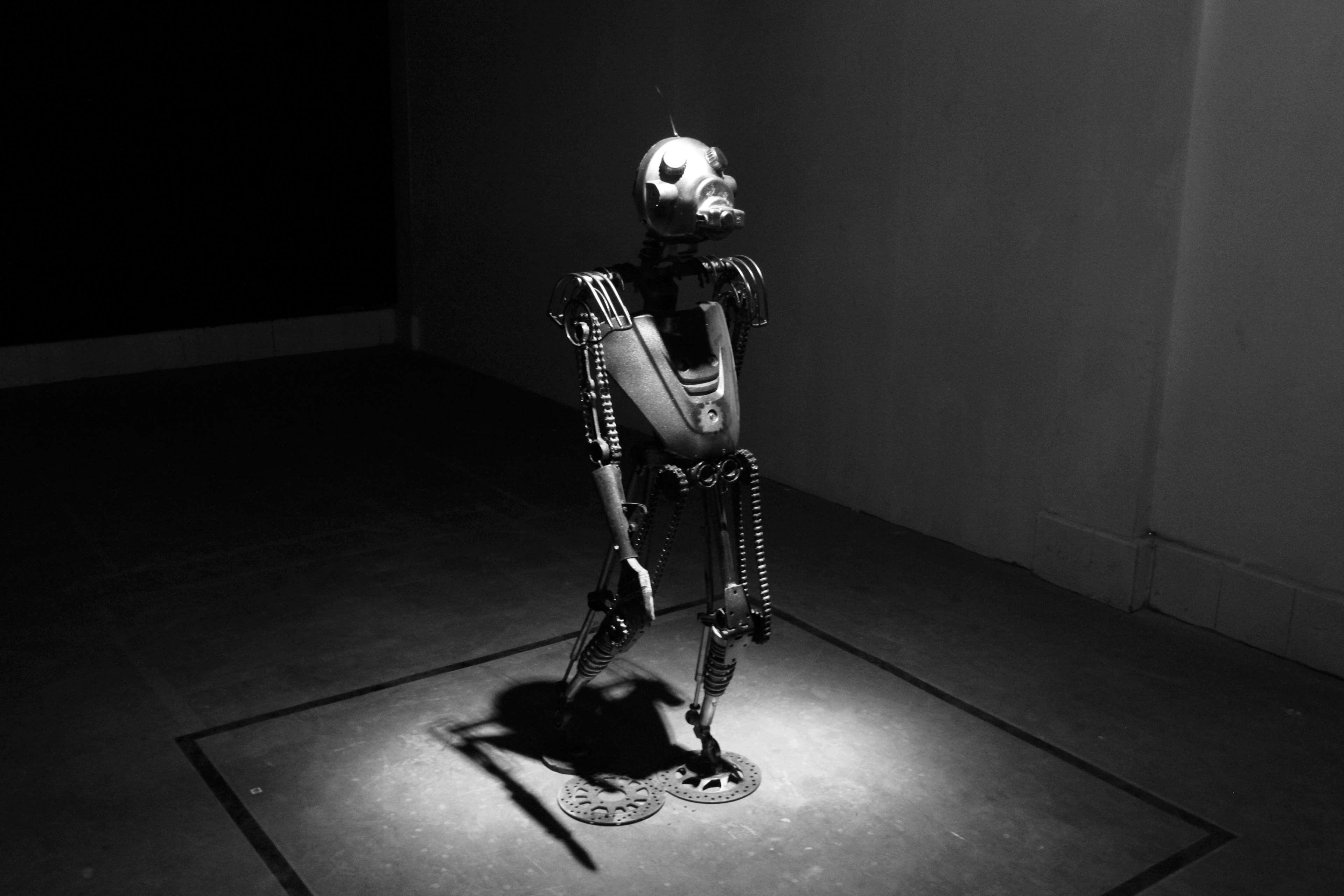 art, black, mask, model, monochrom, robot, white 4k