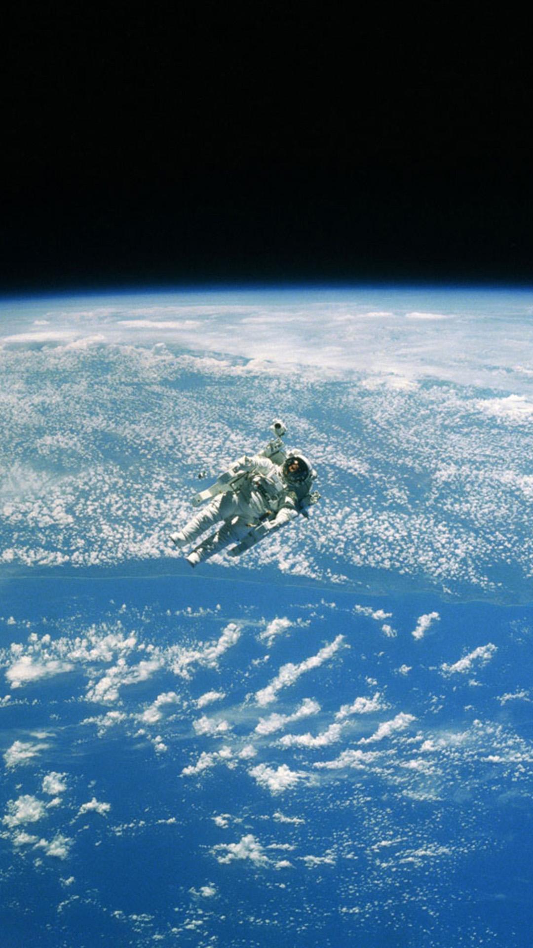 Astronaut Space Android wallpaper HD wallpaper