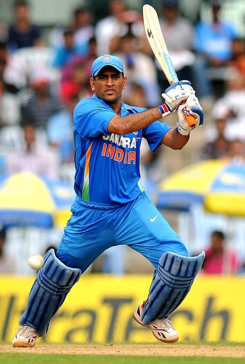 ms dhoni HD wallpaper