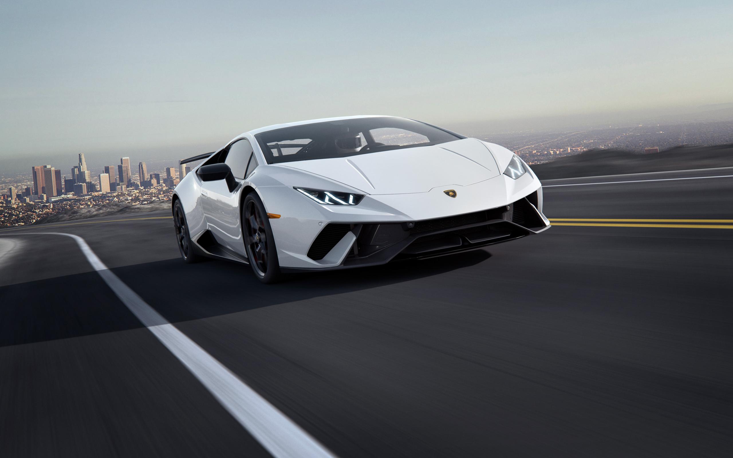 Download Lamborghini Huracán Performante, On Road, White