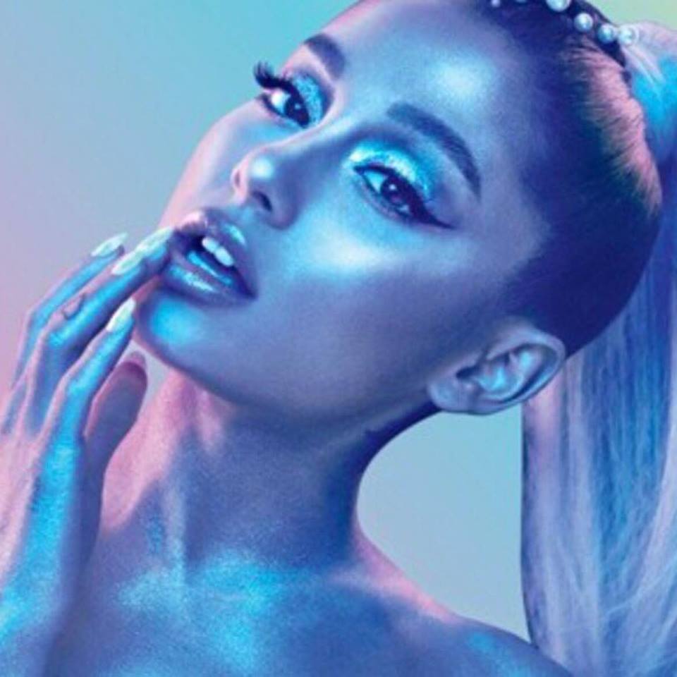 Ariana Grande 2019 Wallpaper on .wallpaperafari.com
