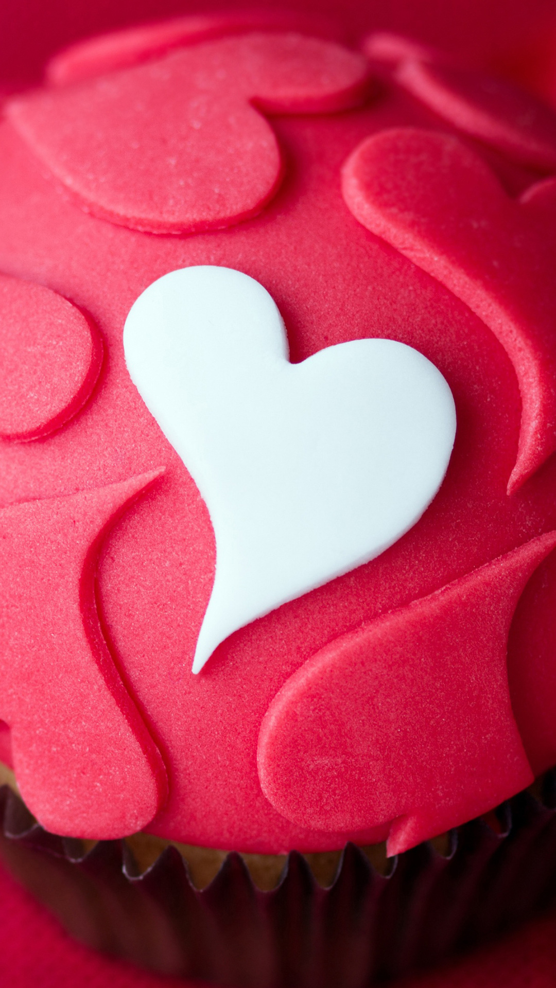 Heart Love Shaped Desert Cake iPhone 8 Wallpaper Free Download