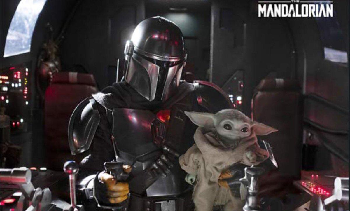 THE MANDALORIAN And Baby Yoda Take Flight In A New Still