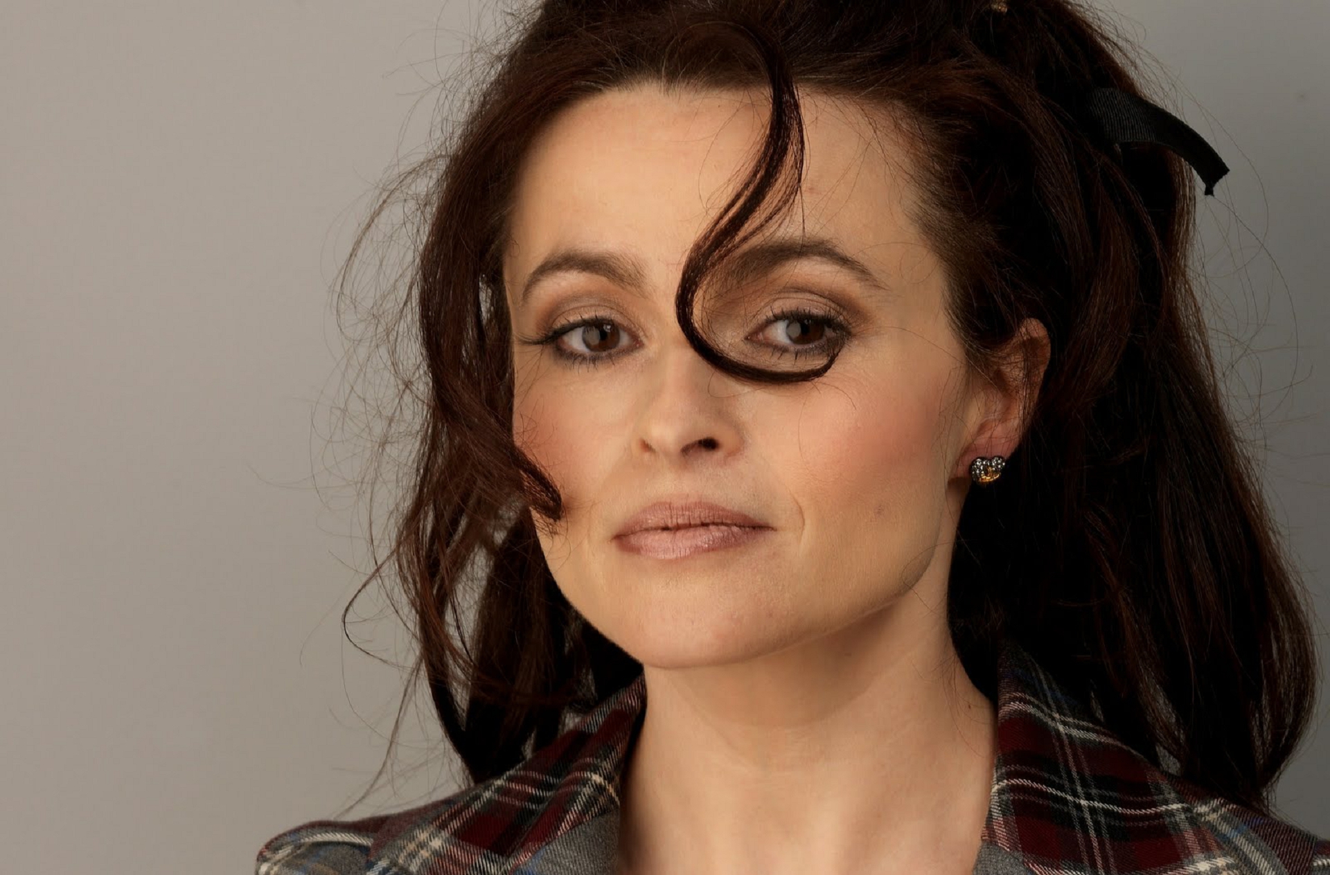 Helena Bonham Carter Wallpaper Image Photo Picture