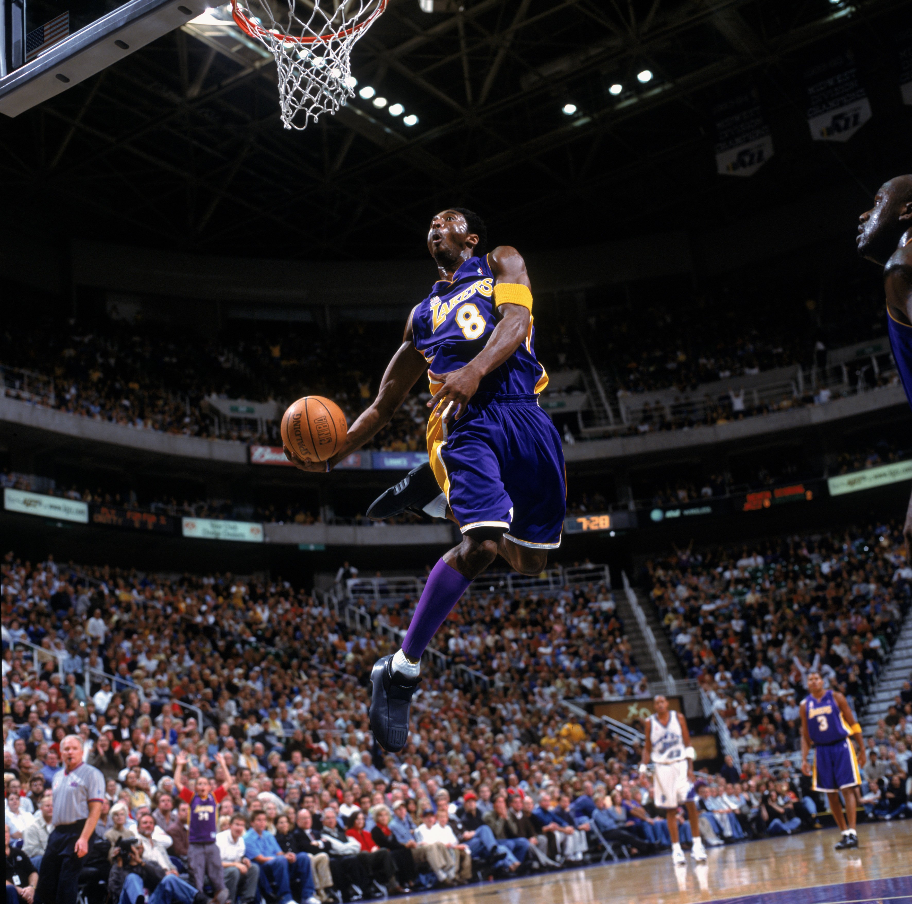 Kobe Bryant Slam Dunk Widescreen Wallpaper  Basketball Wallpapers at