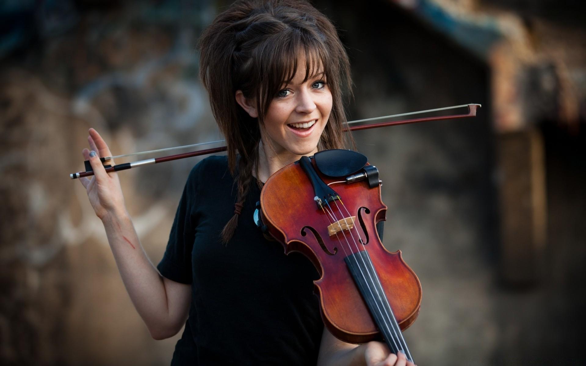 Lindsey Stirling Violinist