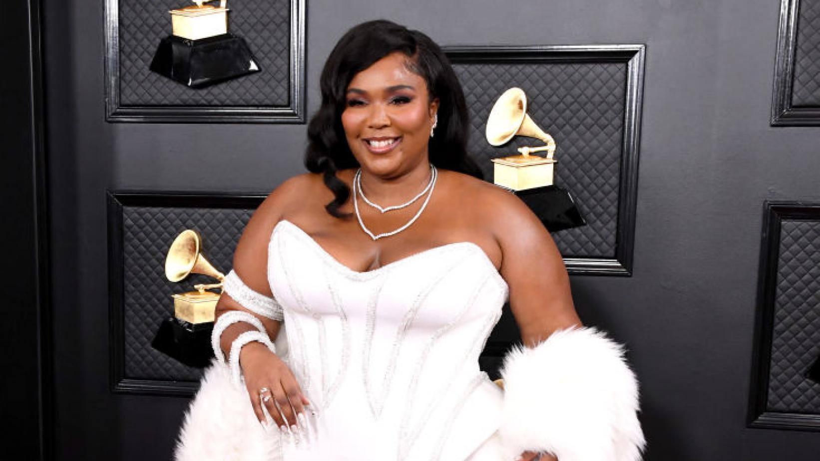 Lizzo Wins Best Traditional R&B Performance