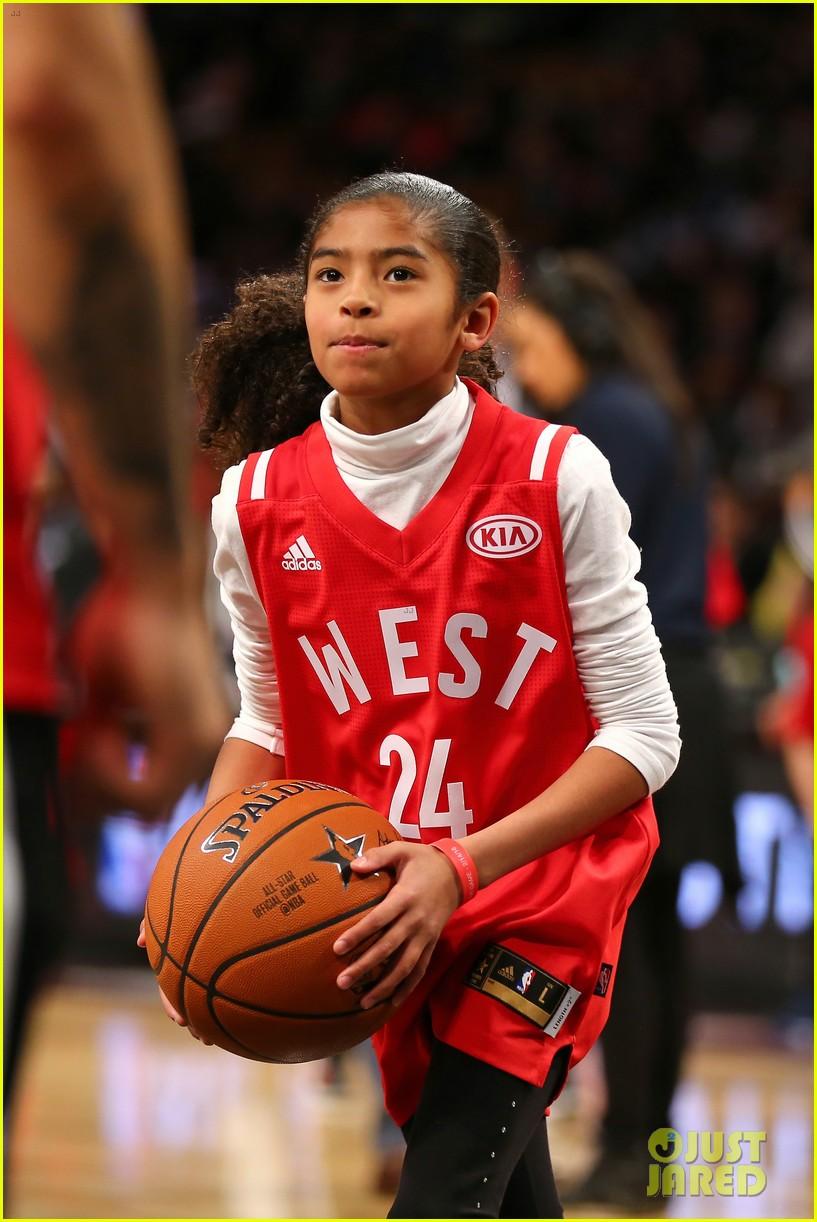 Kobe Bryant's 13 Year Old Daughter Gianna Dies In Helicopter