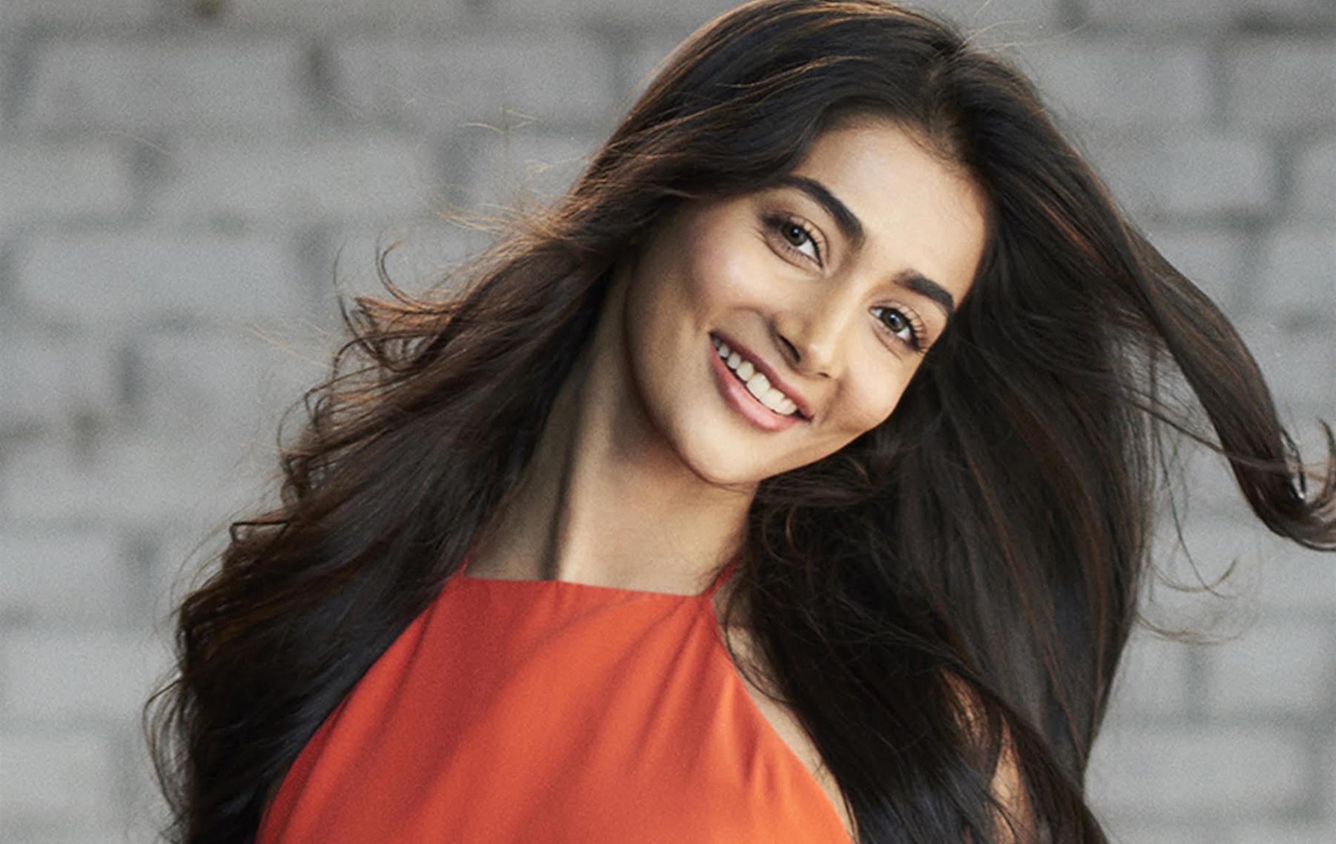 pooja hegde computer background. pooja hegde