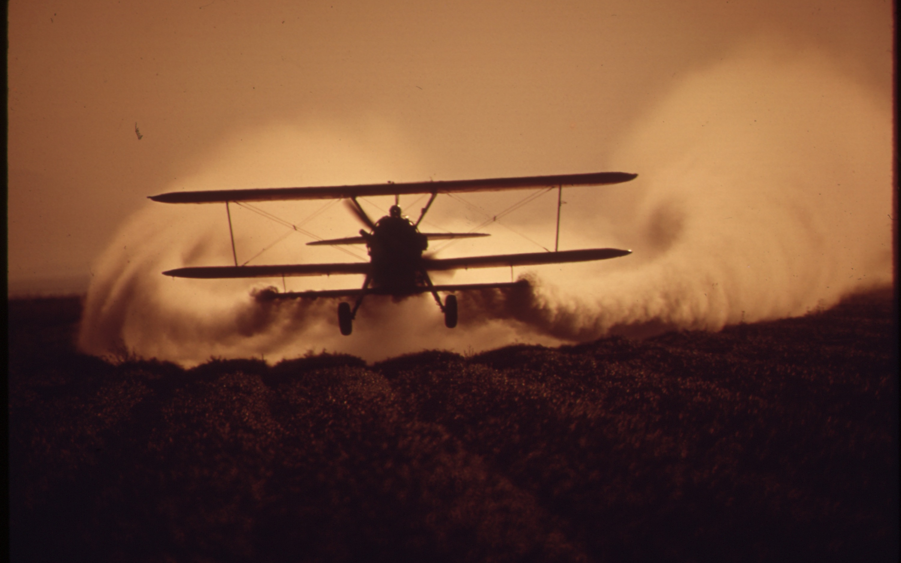 Crop Duster HD Wallpaper and Background Image