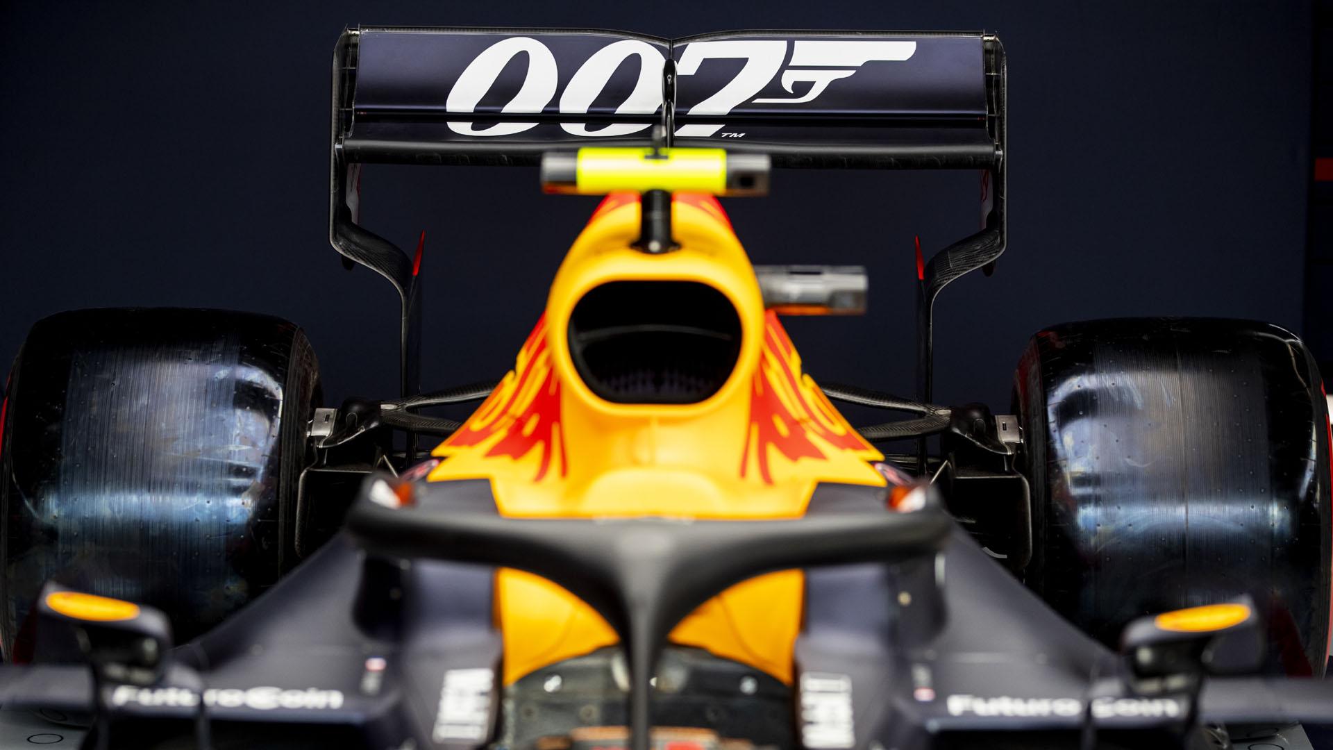 Red Bull to celebrate Bond with special Silverstone livery