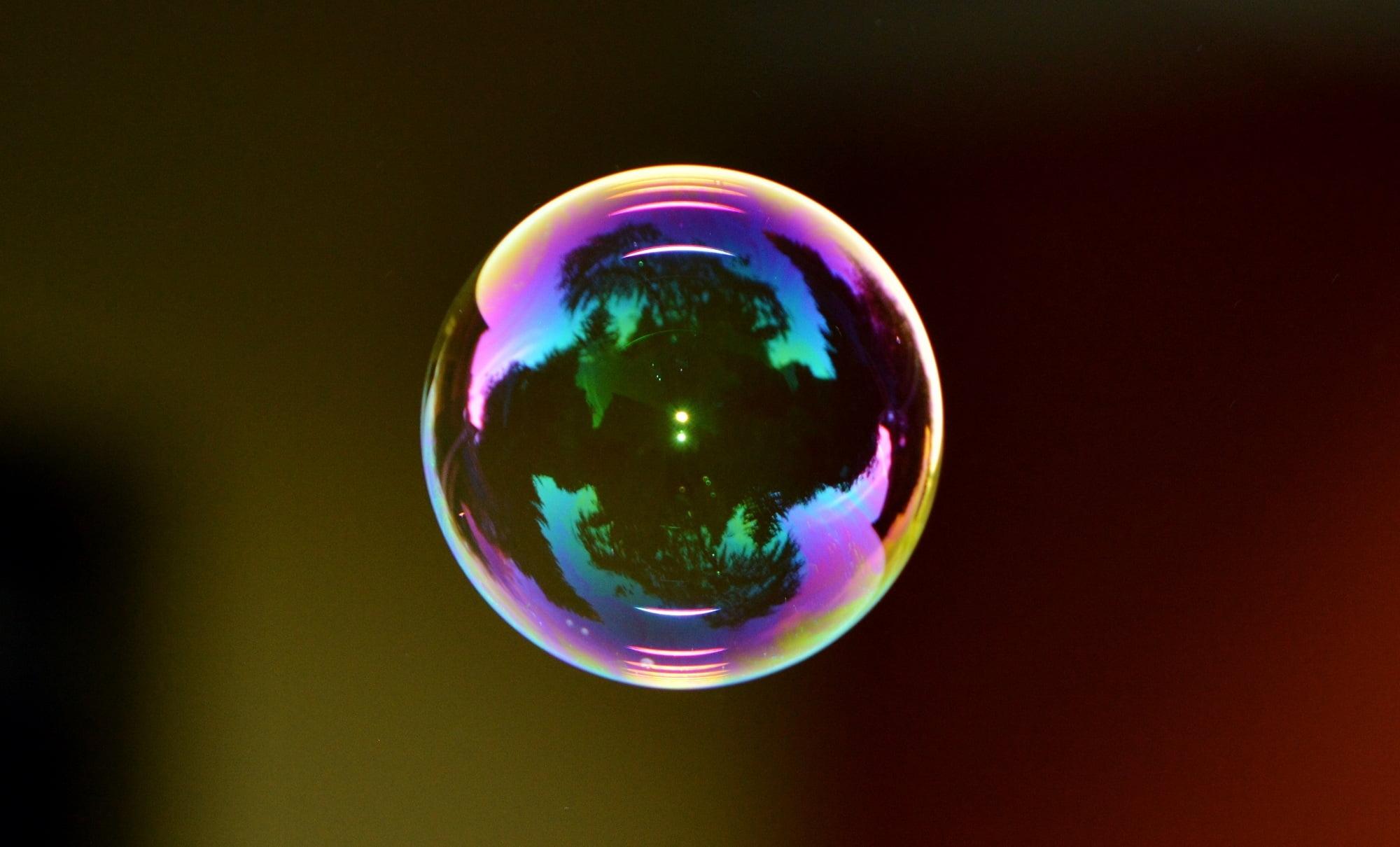 Focal photography of iridescent bubble HD wallpaper