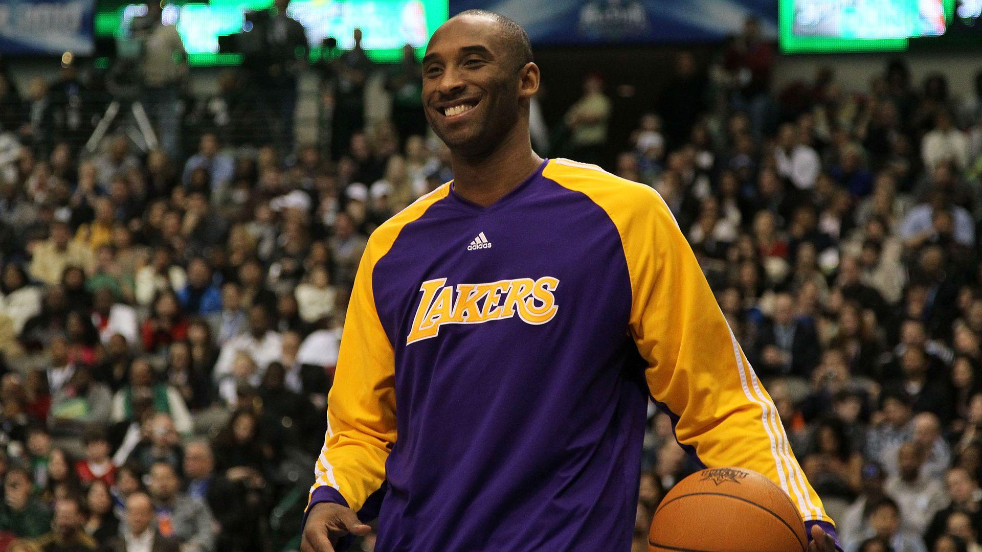 Kobe Bryant tributes: Sports stars, politicians, celebs