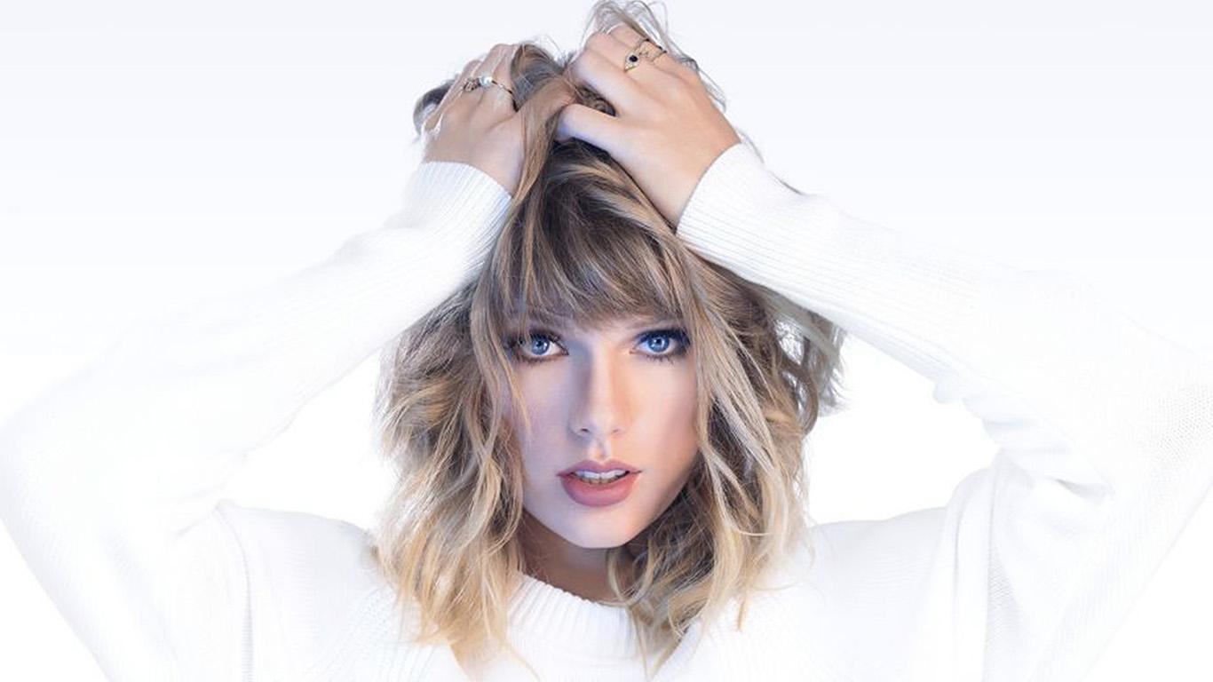 Girl Taylor Swift White Artist Wallpaper