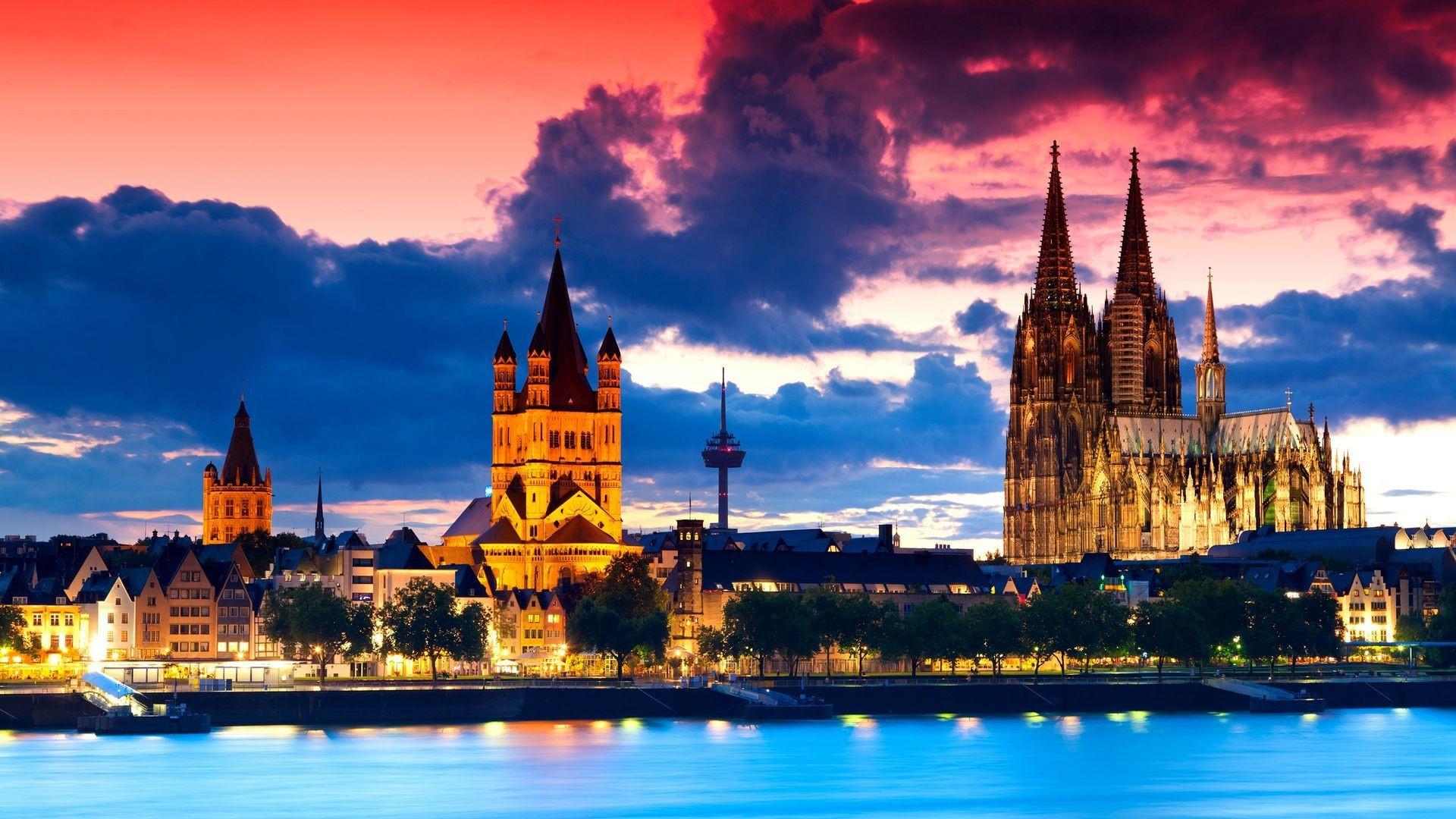 Cologne Cathedral in Germany HD Wallpaper