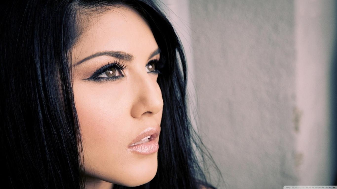 Free download Desktop Sunny Leone HD Wallpaper