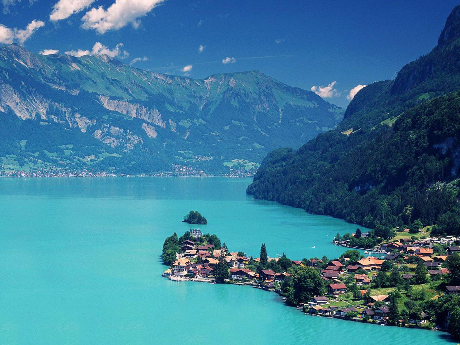 Lake Brienz Alps Berne Switzerland