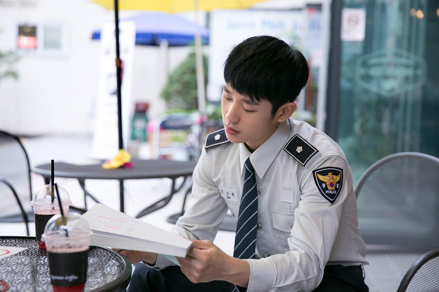 Jung Hae In Is An Even Bigger Heartthrob Behind The Scenes