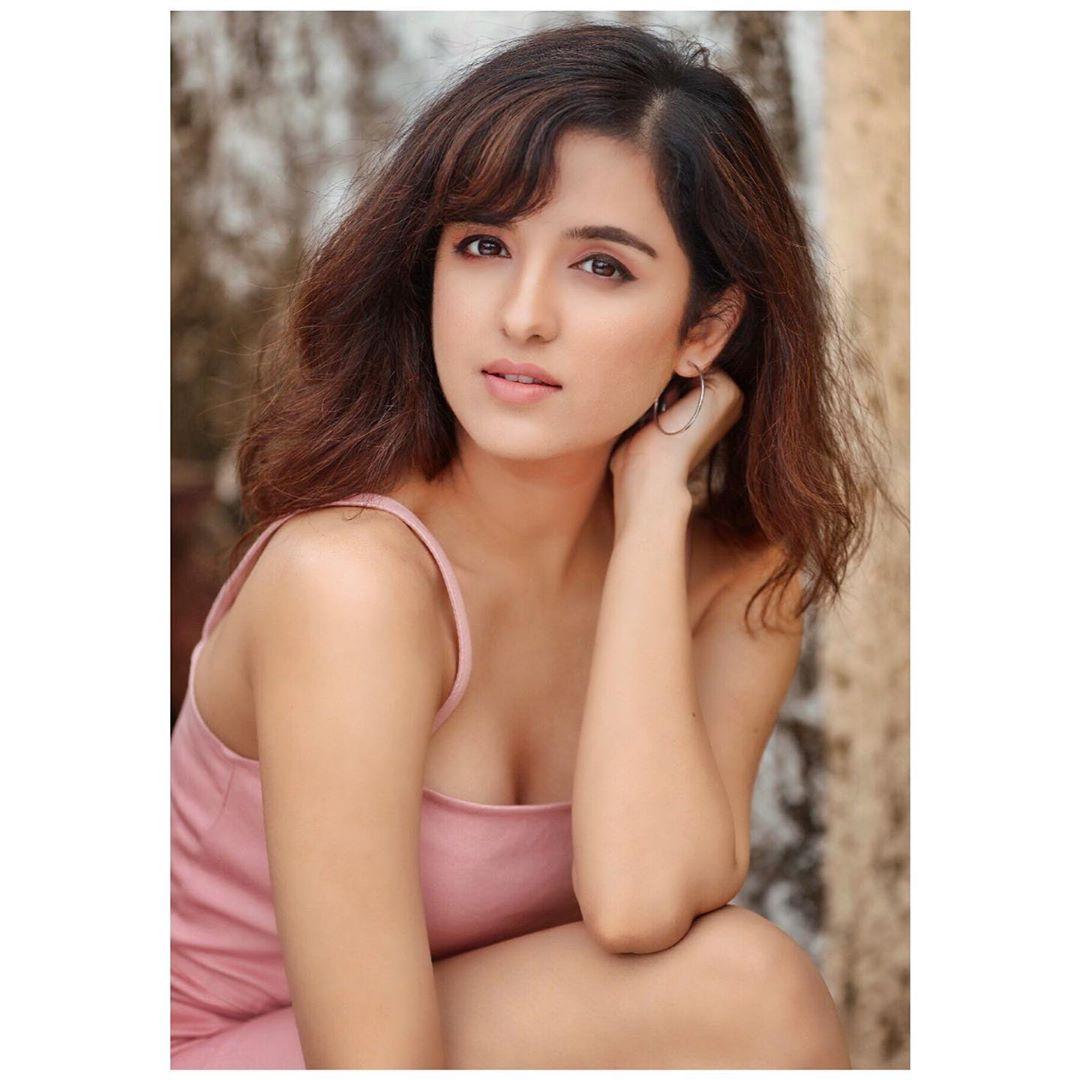 Cute Shirley Setia HD Wallpaper & 1080p HD Image