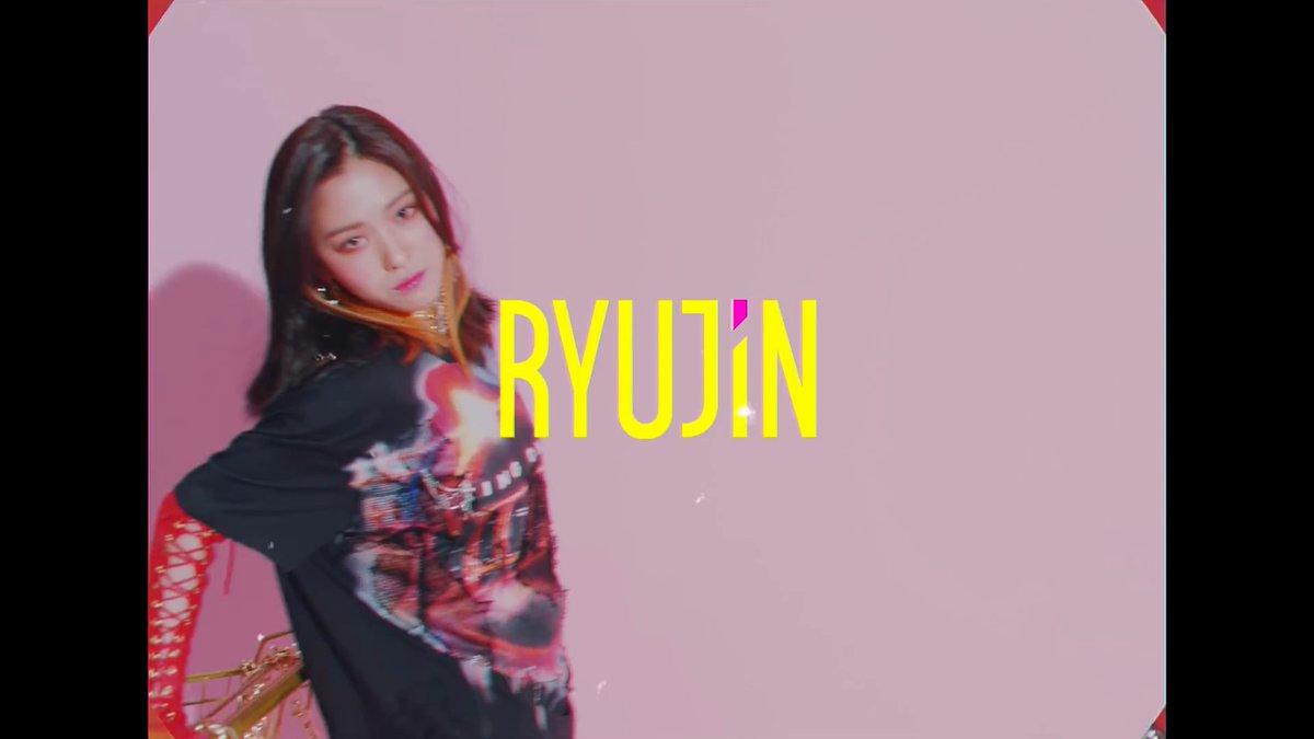 ITZY Updates #ITzICY screen captures