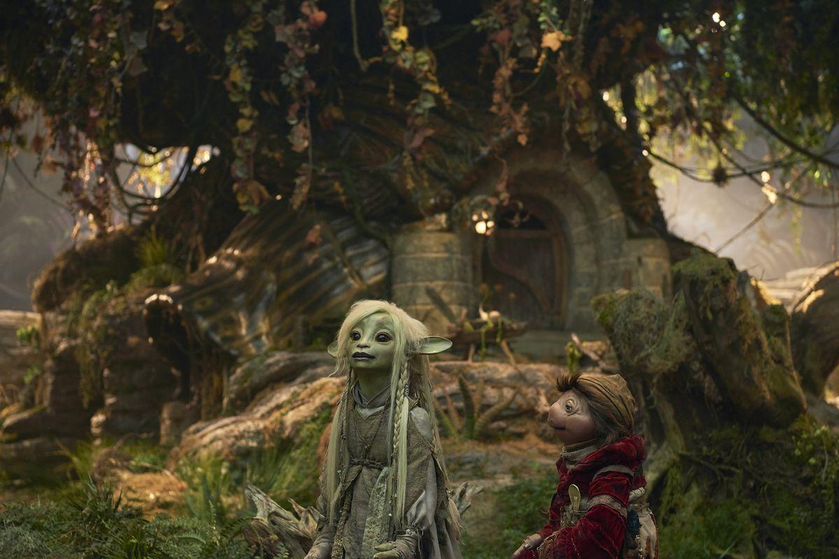 Review: Dark Crystal: Age of Resistance finds hope in social