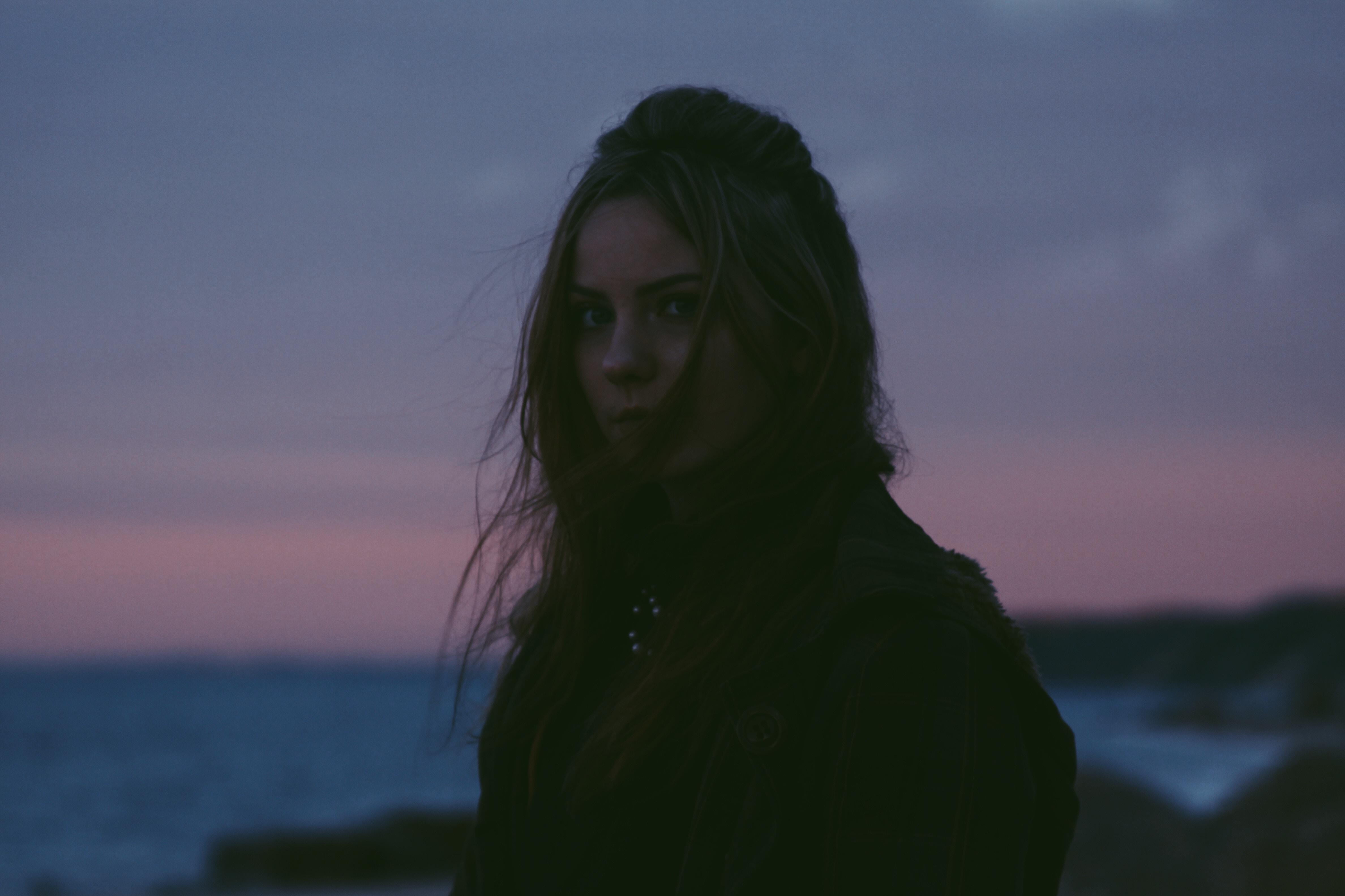 #water, #stillness, #wind, #lady, #alone, #dusk