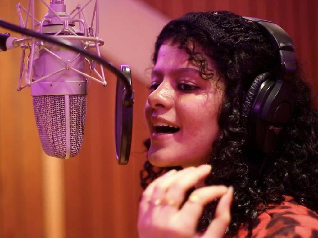 Evergreen Palak Muchhal Songs Me Nothing