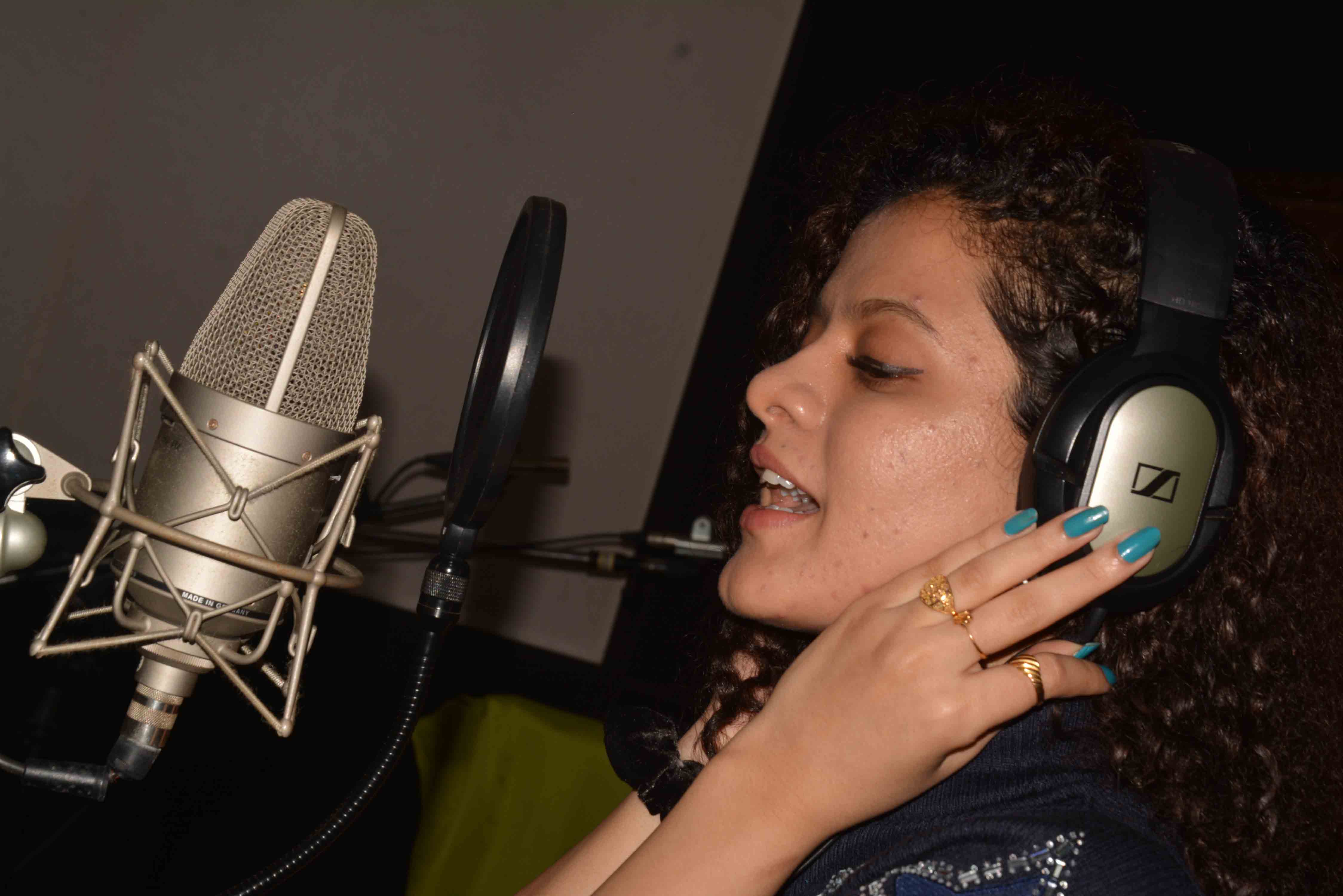 PALAK MUCHHAL PHOTOS Muchhal: Music made me