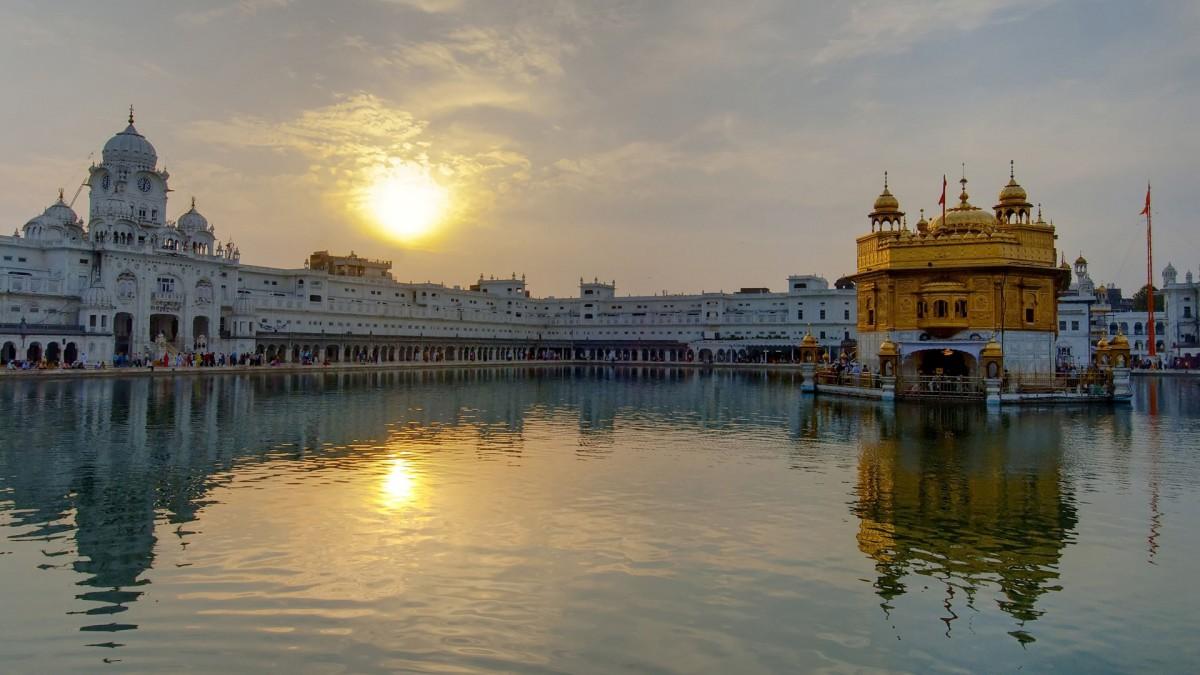 Amritsar Tourism Tour and Travel Guide's