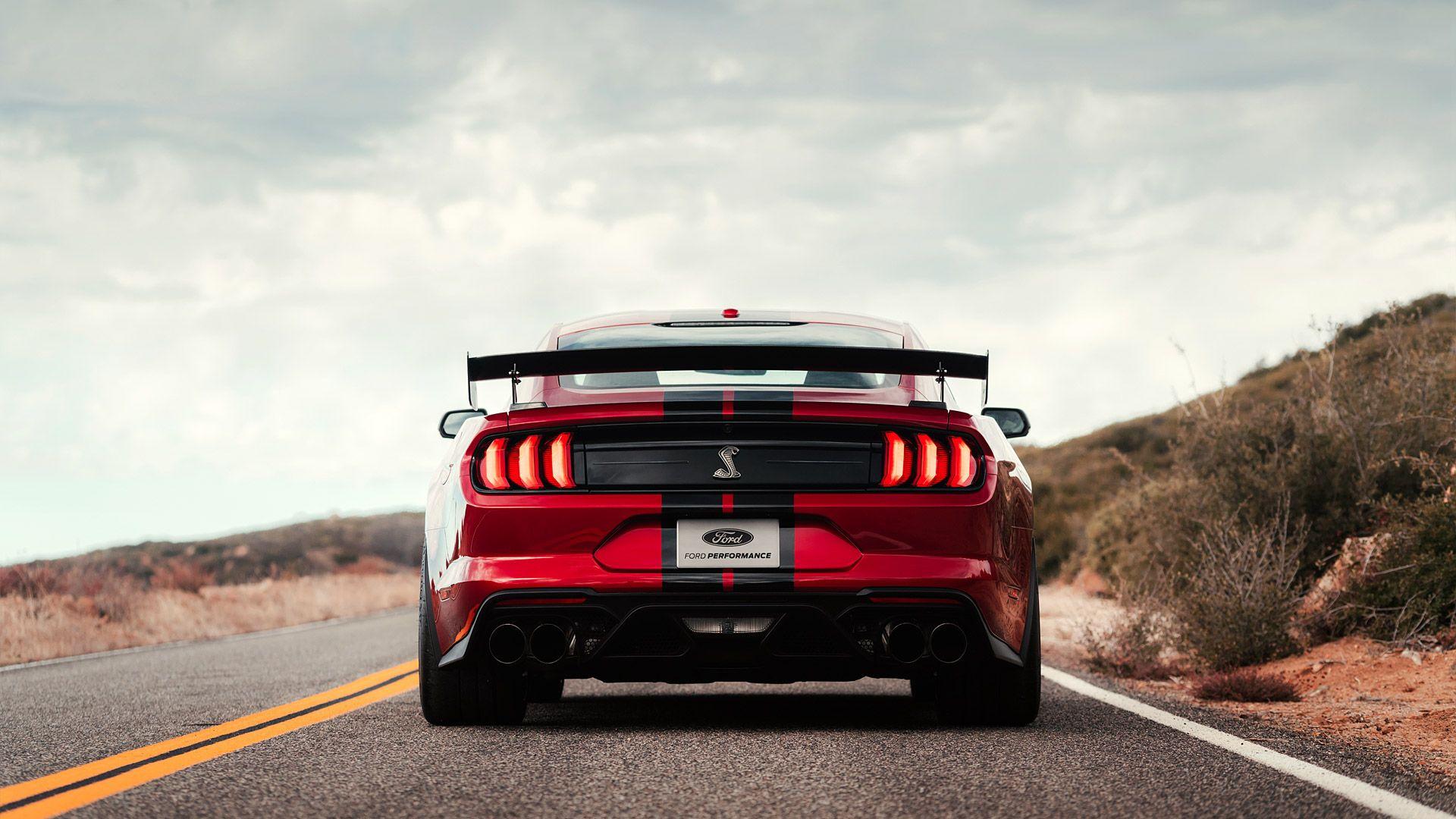 Ford Mustang Shelby GT500 Wallpapers