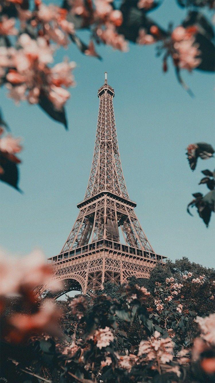 Eiffel Tower Spring Wallpaper