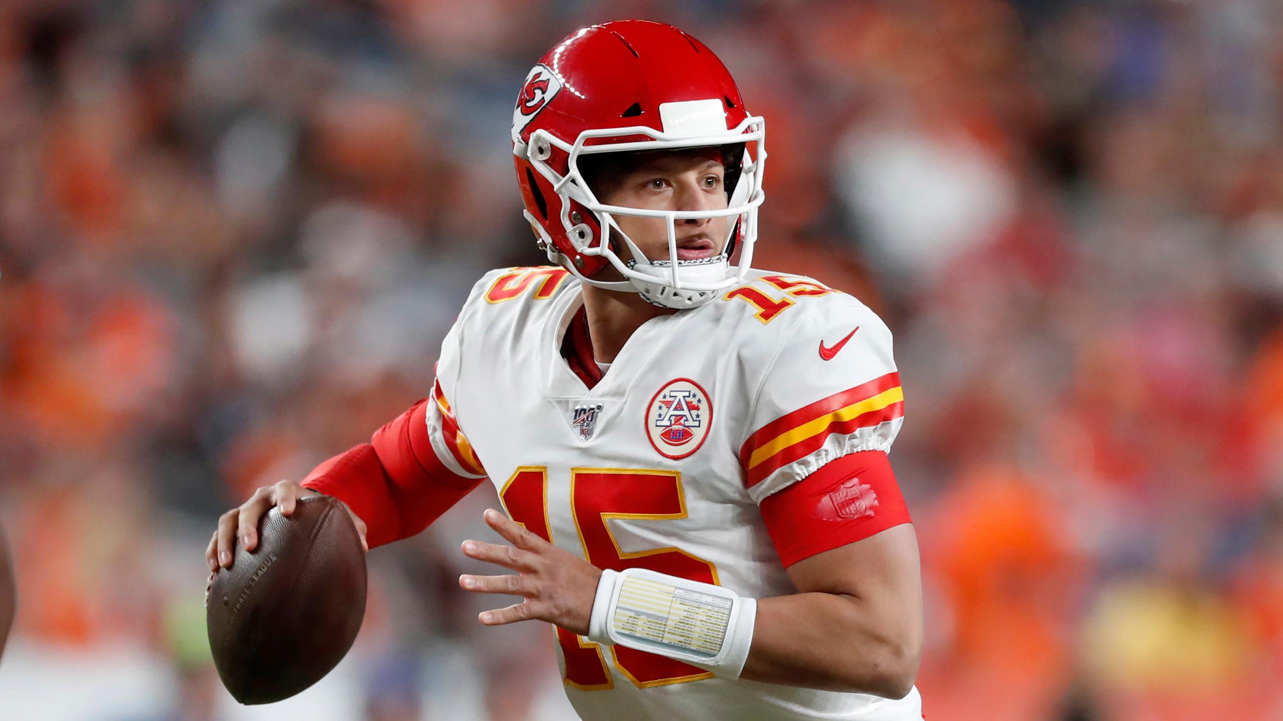With contract extension ahead, Chiefs' owner hopes to keep