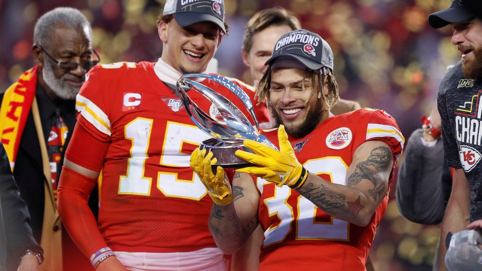 After cashing in on QB gambles, Niners, Chiefs in Super Bowl