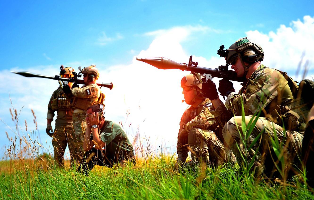Wallpaper field, the sky, weapons, Soldiers, RPG, Bazooka