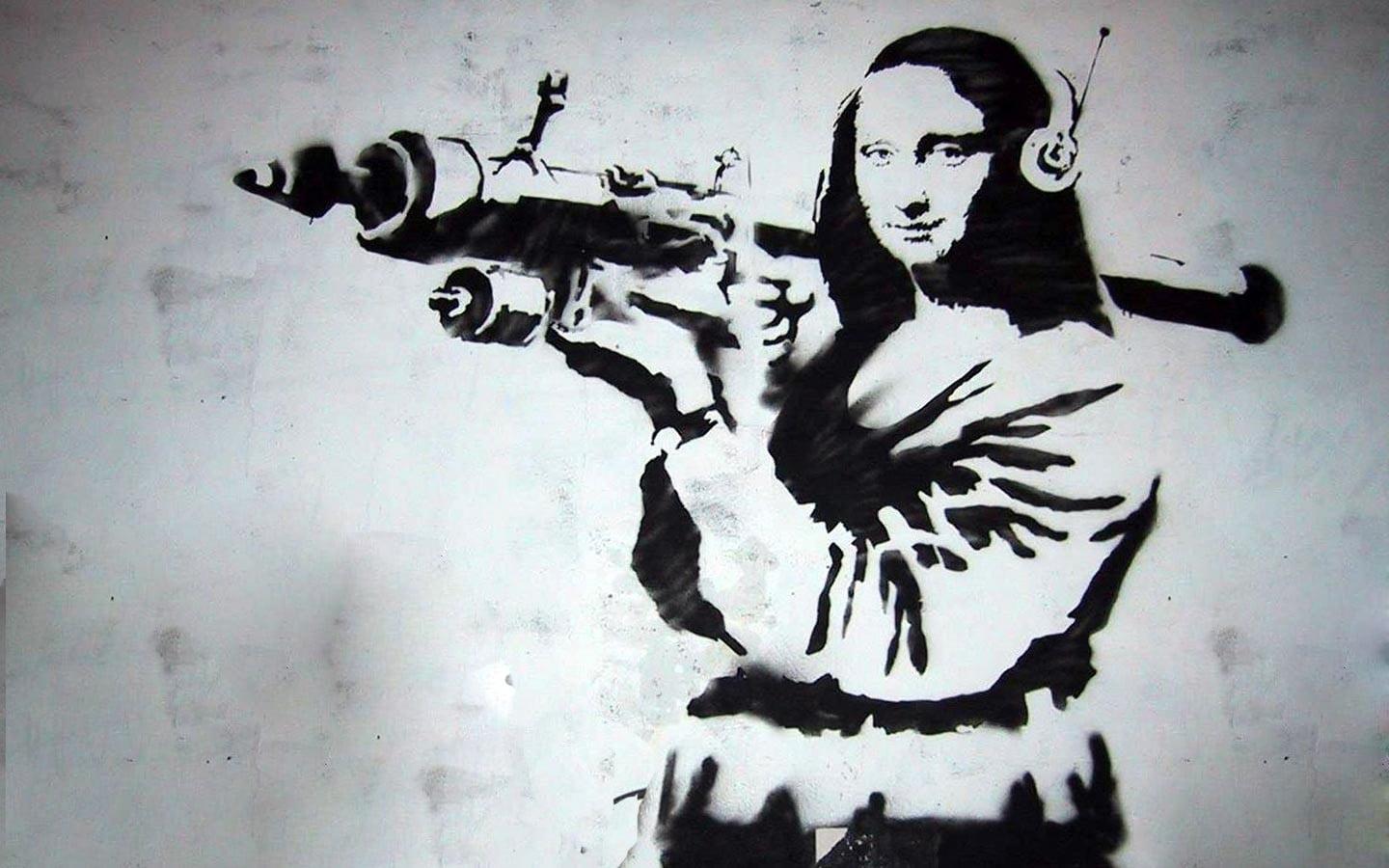 Mona Lisa holding bazooka sketch, graffiti, Mona Lisa