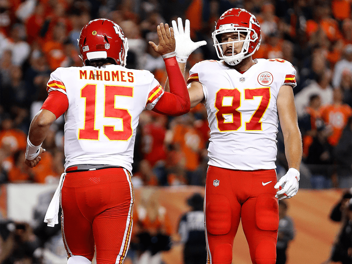 Mahomes: I Owe Travis Kelce Lunch After No Look Miss