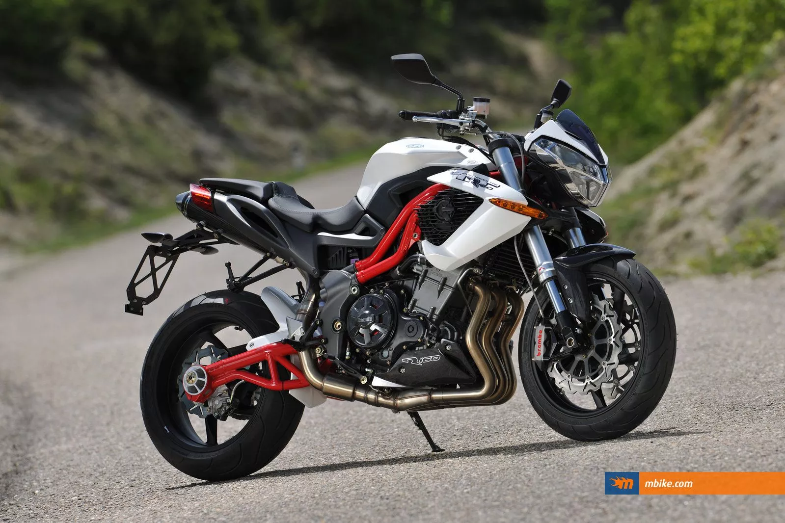 Benelli TnT R160 Wallpaper