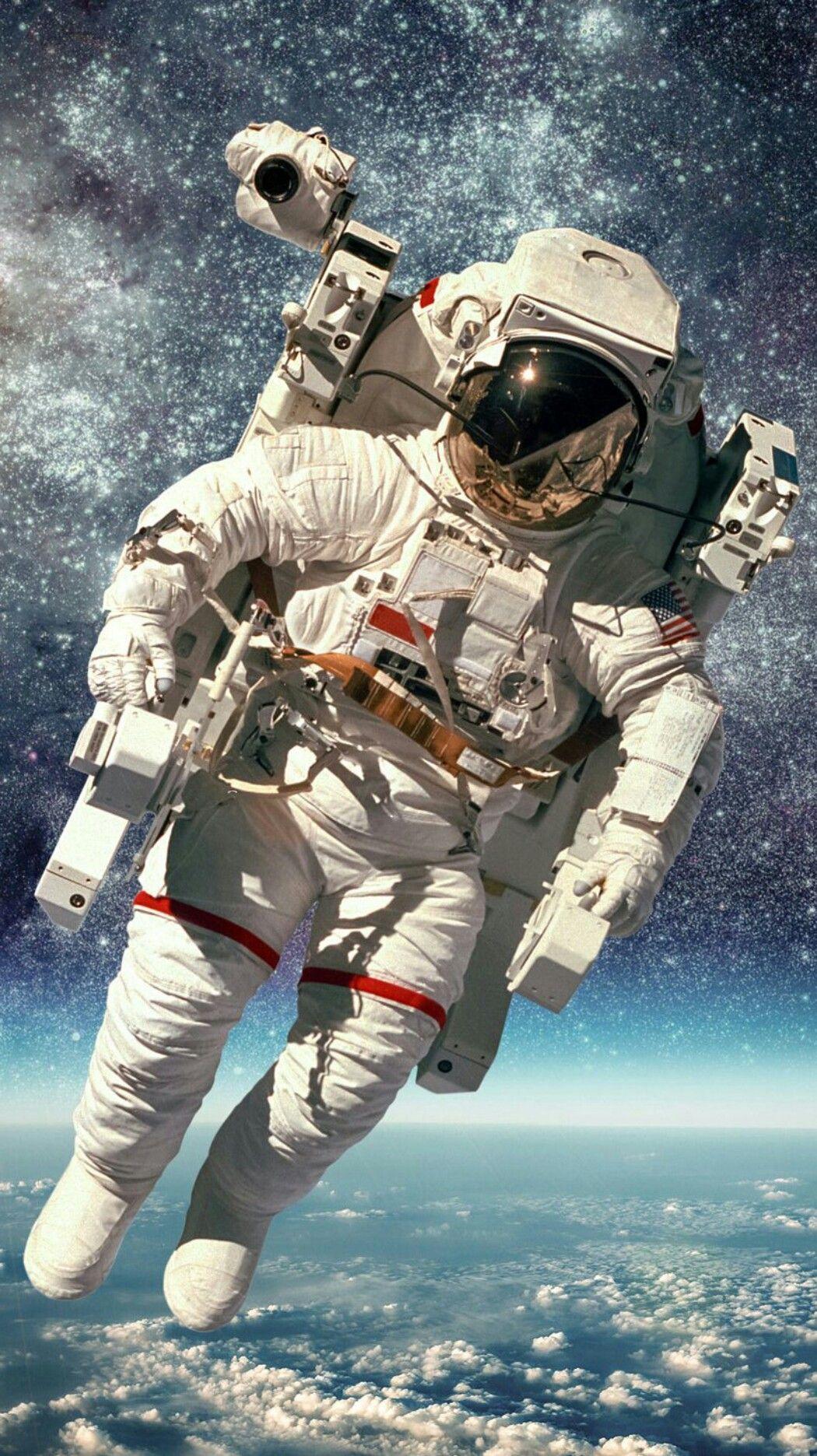 Spaceman. Space, astronomy, Space planets, Astronaut wallpaper