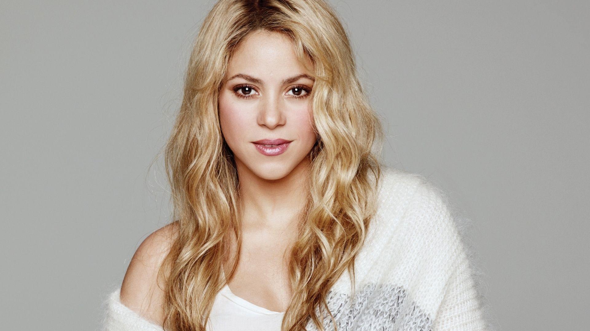 Shakira HD Wallpaper Background Wallpaper. Shakira