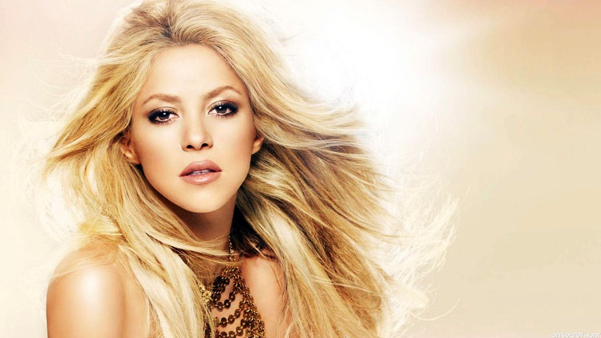 Shakira Wallpaper HD Wallpaper