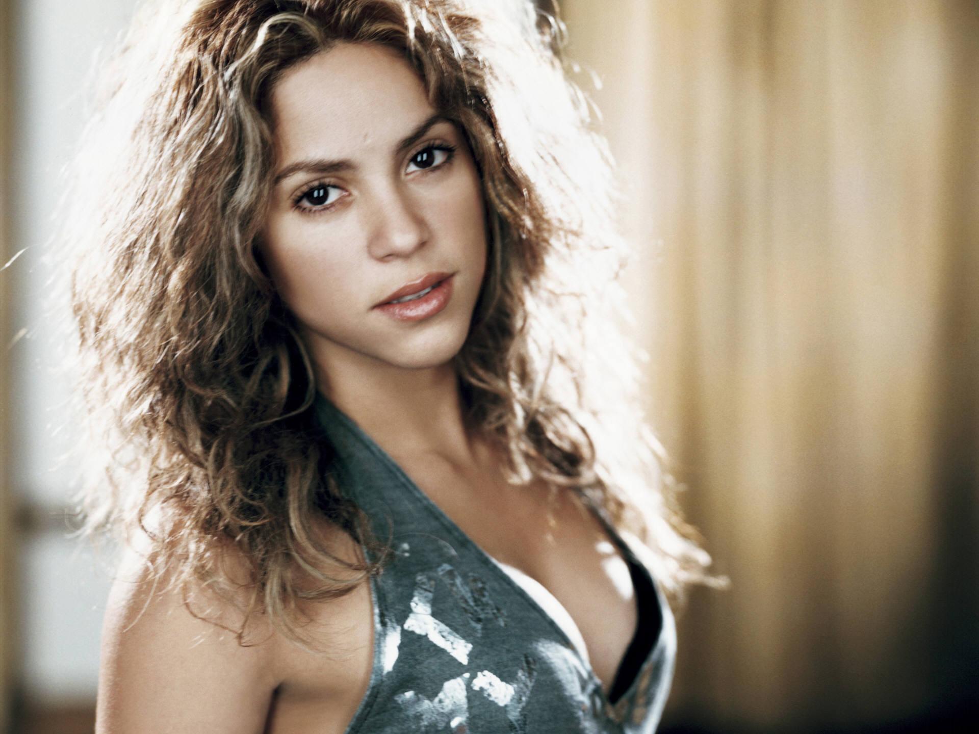 Shakira Wallpaper, Picture, Image