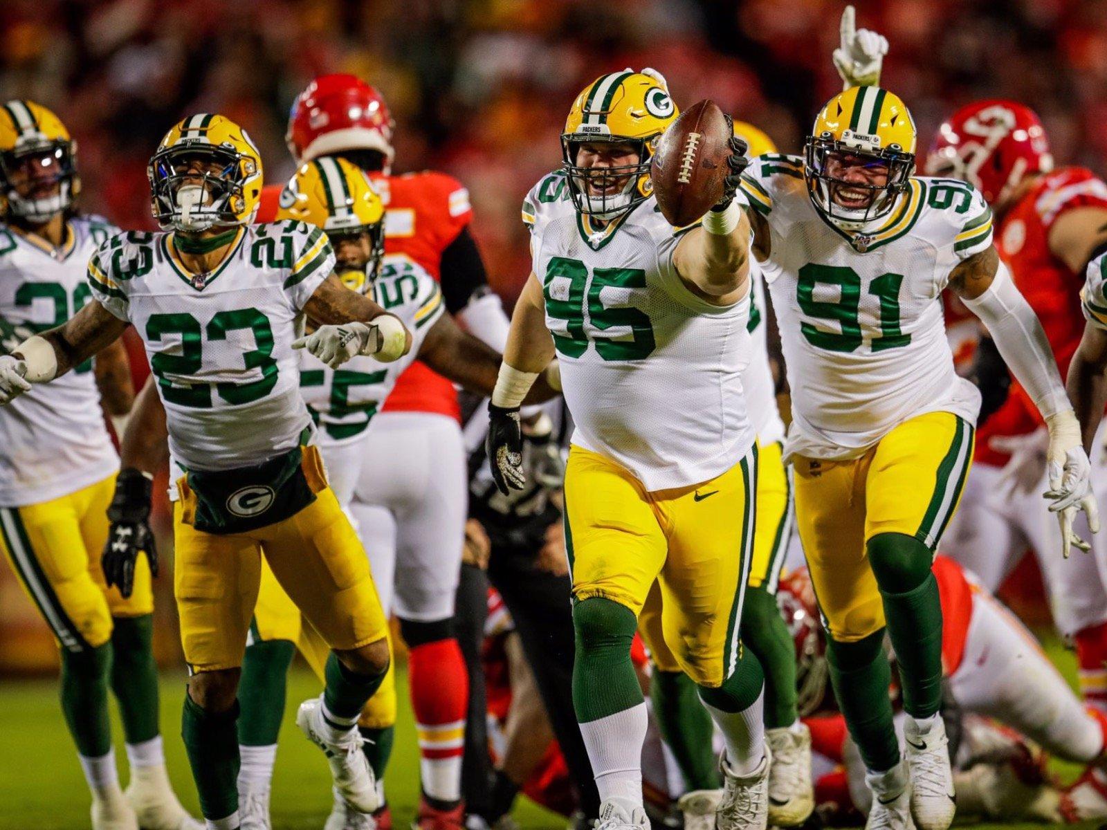 glorious image from the Packers' glorious Sunday night