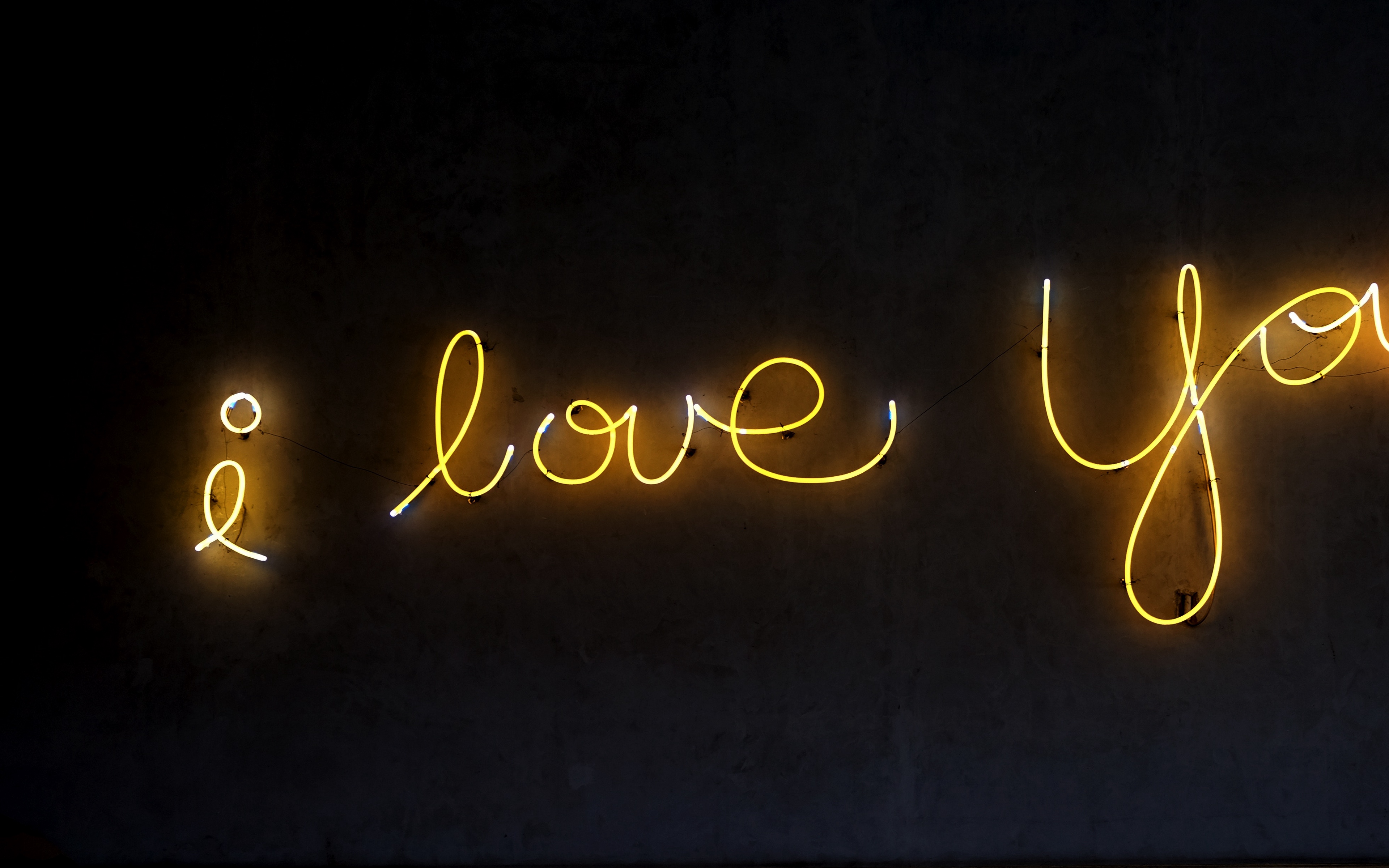 Download wallpaper 3840x2400 inscription, love, highlighting