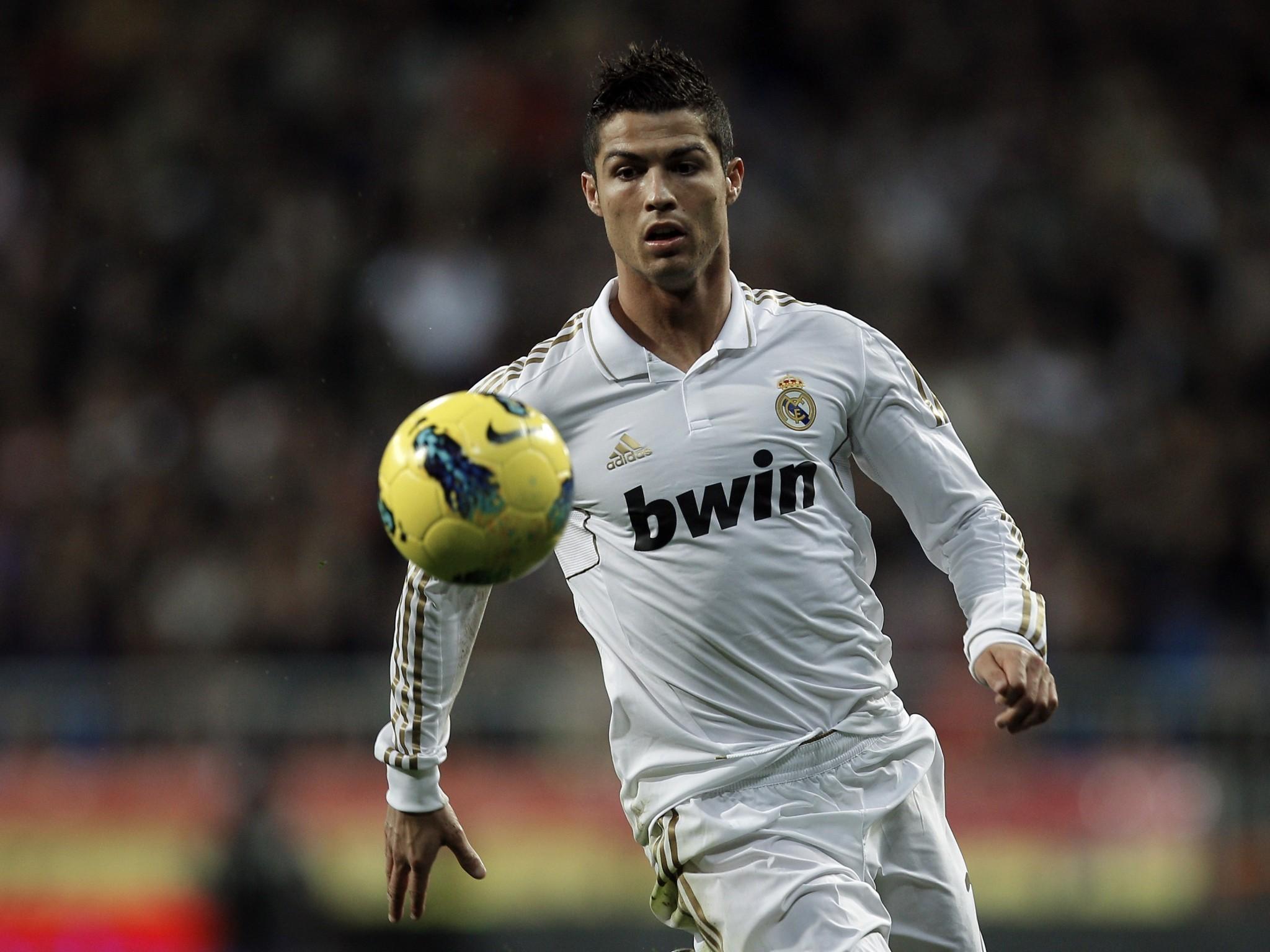 Download 2048x1536 Cristiano Ronaldo, Cr Football, Real Madrid Wallpaper for Ainol Novo 9 Spark