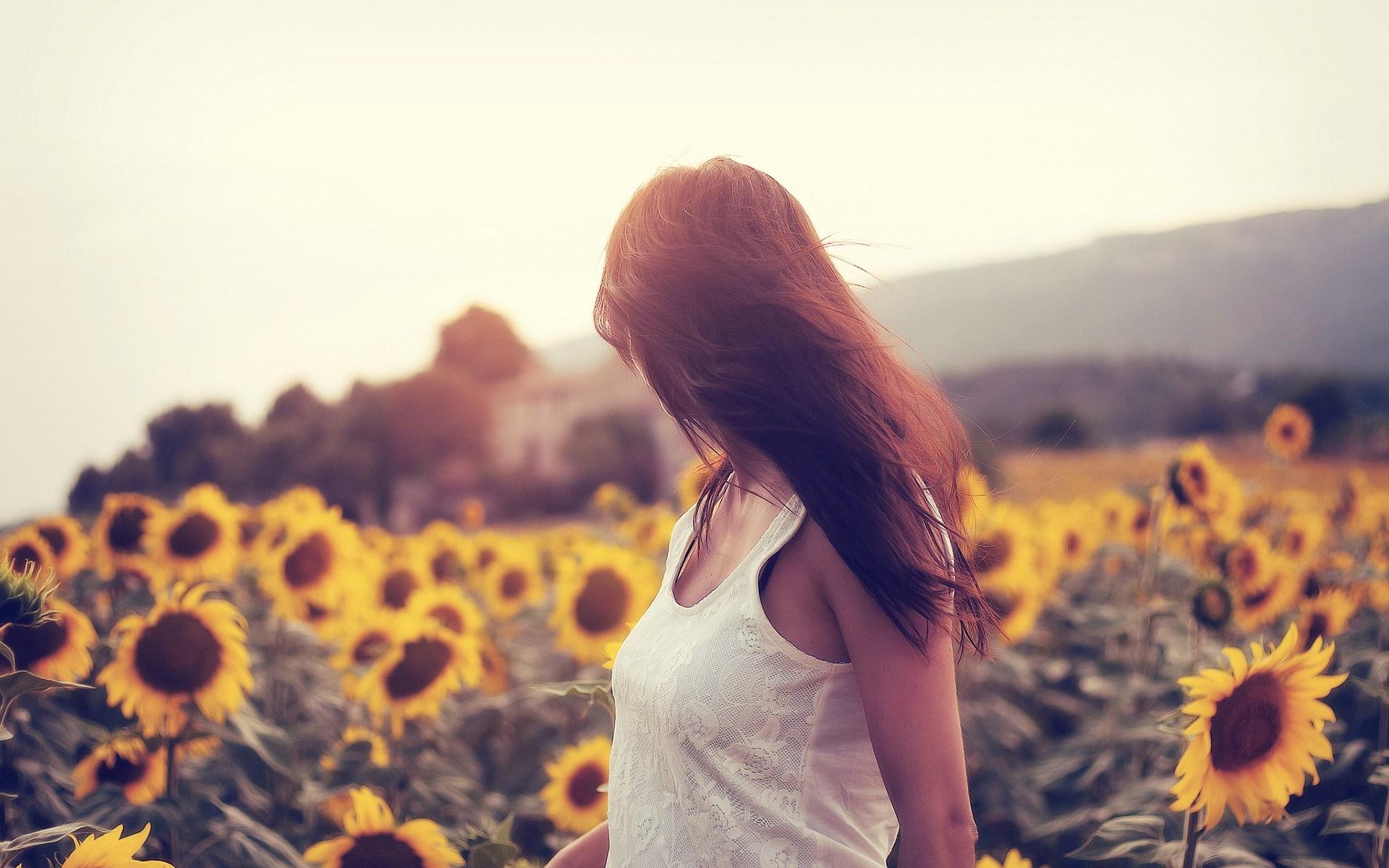 Girl Sunflowers