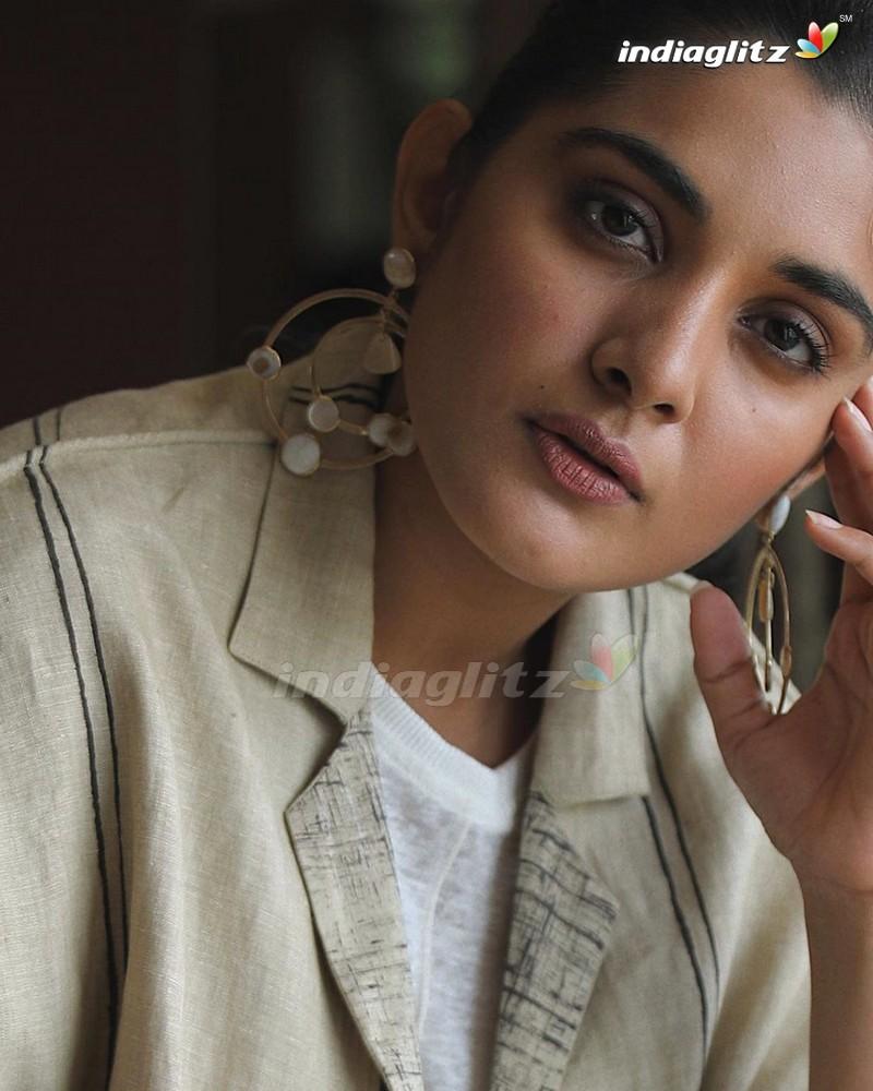Nivetha Thomas Photo Actress photo, image, gallery