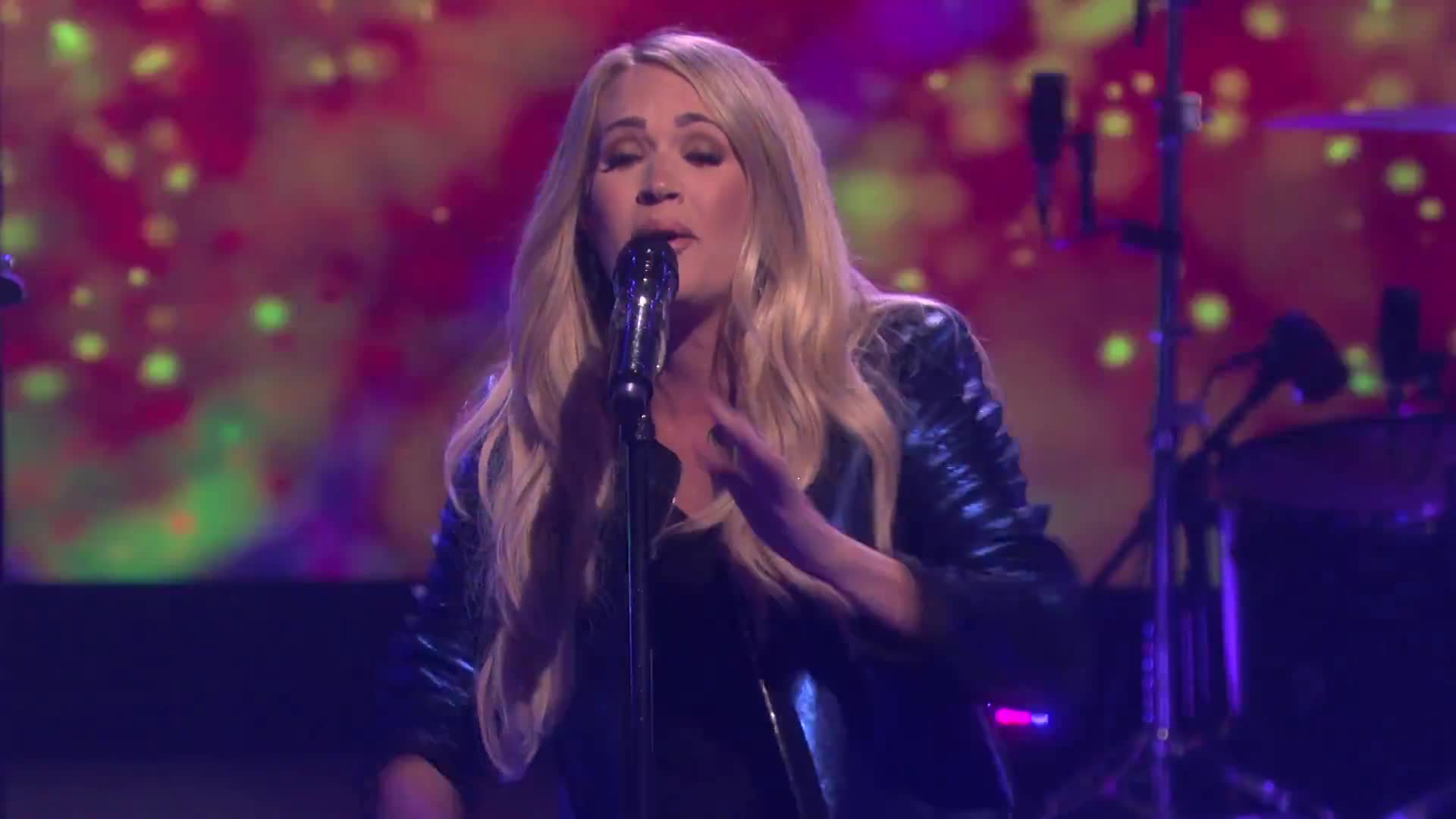 Carrie Underwood Wins Live From The Ellen DeGeneres Show