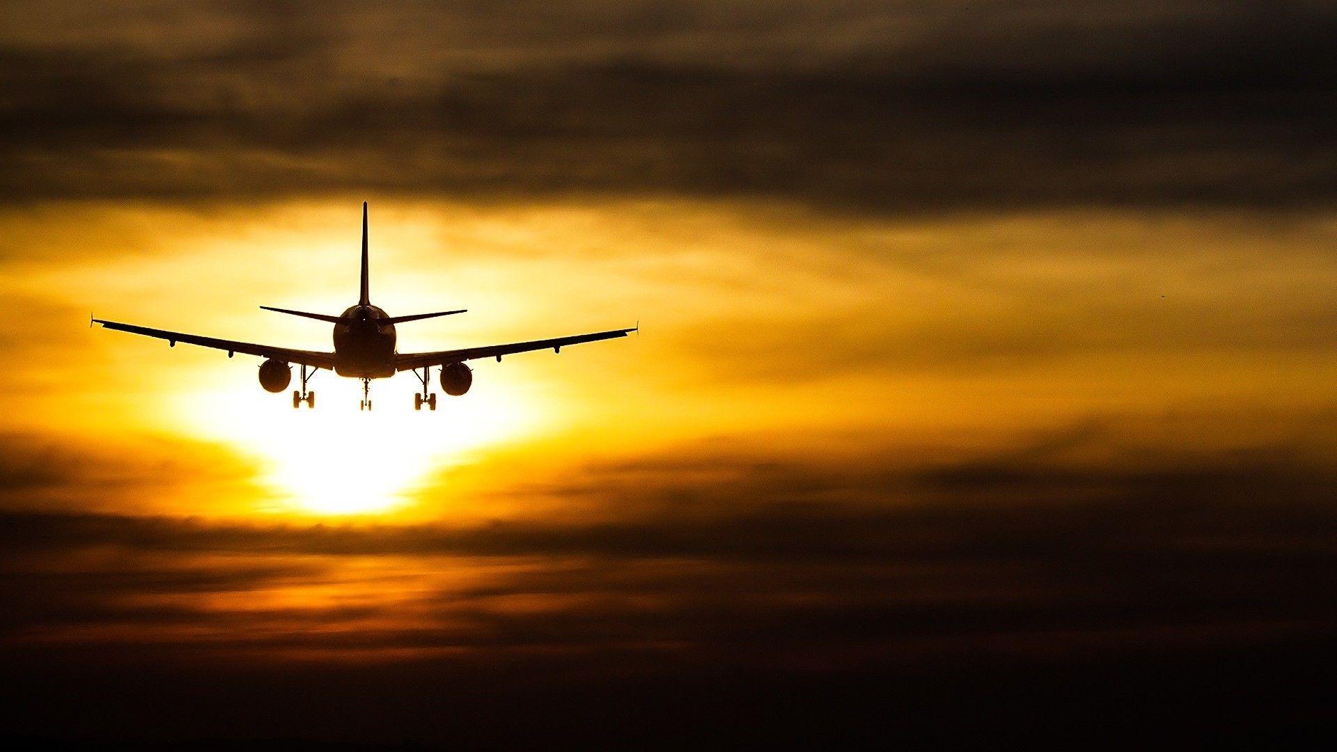 Sunset Passenger Plane Full HD Desktop Background. HD desktop, Passenger planes, Background desktop