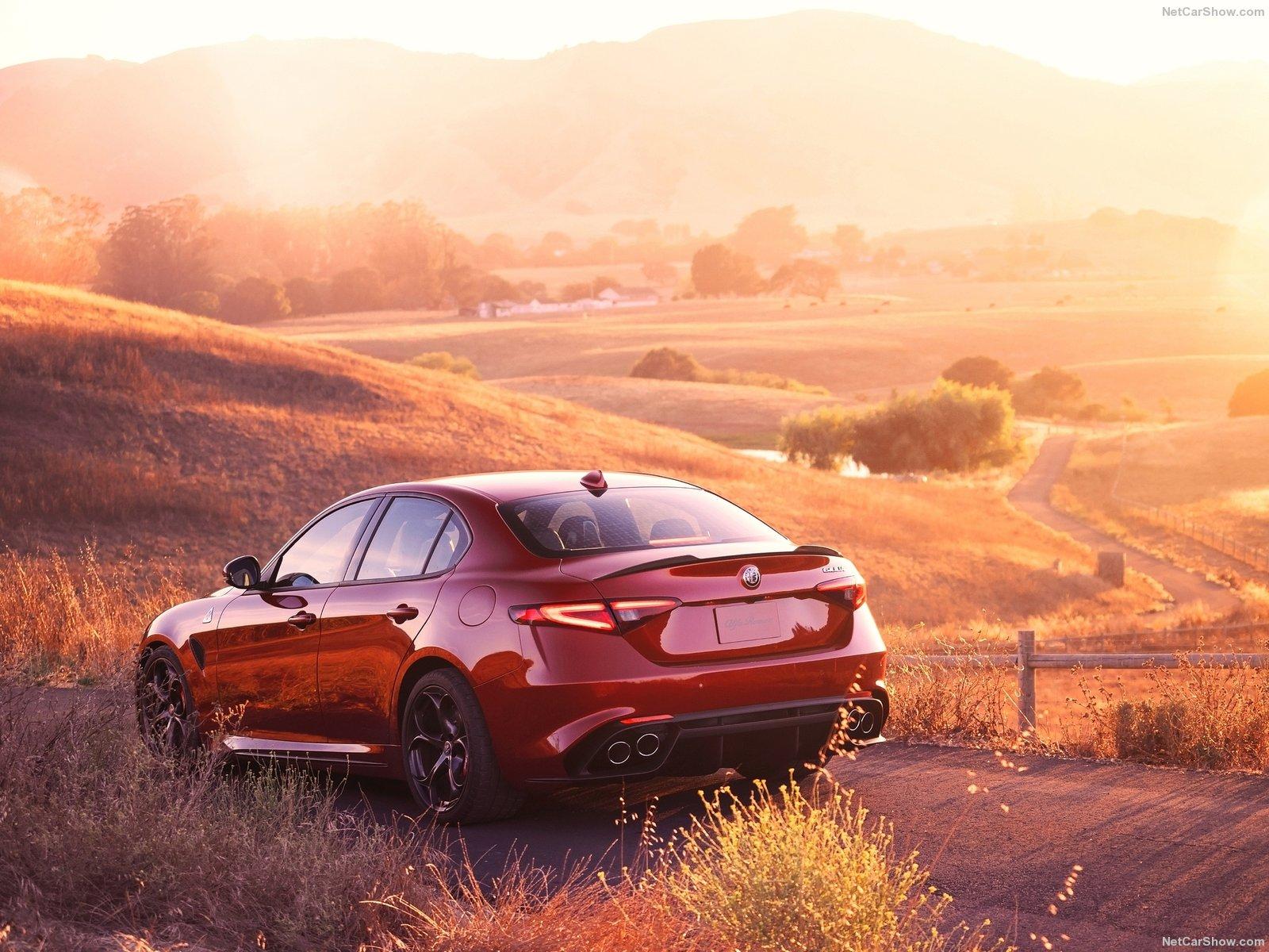 Alfa Romeo Giulia picture. Alfa Romeo photo gallery